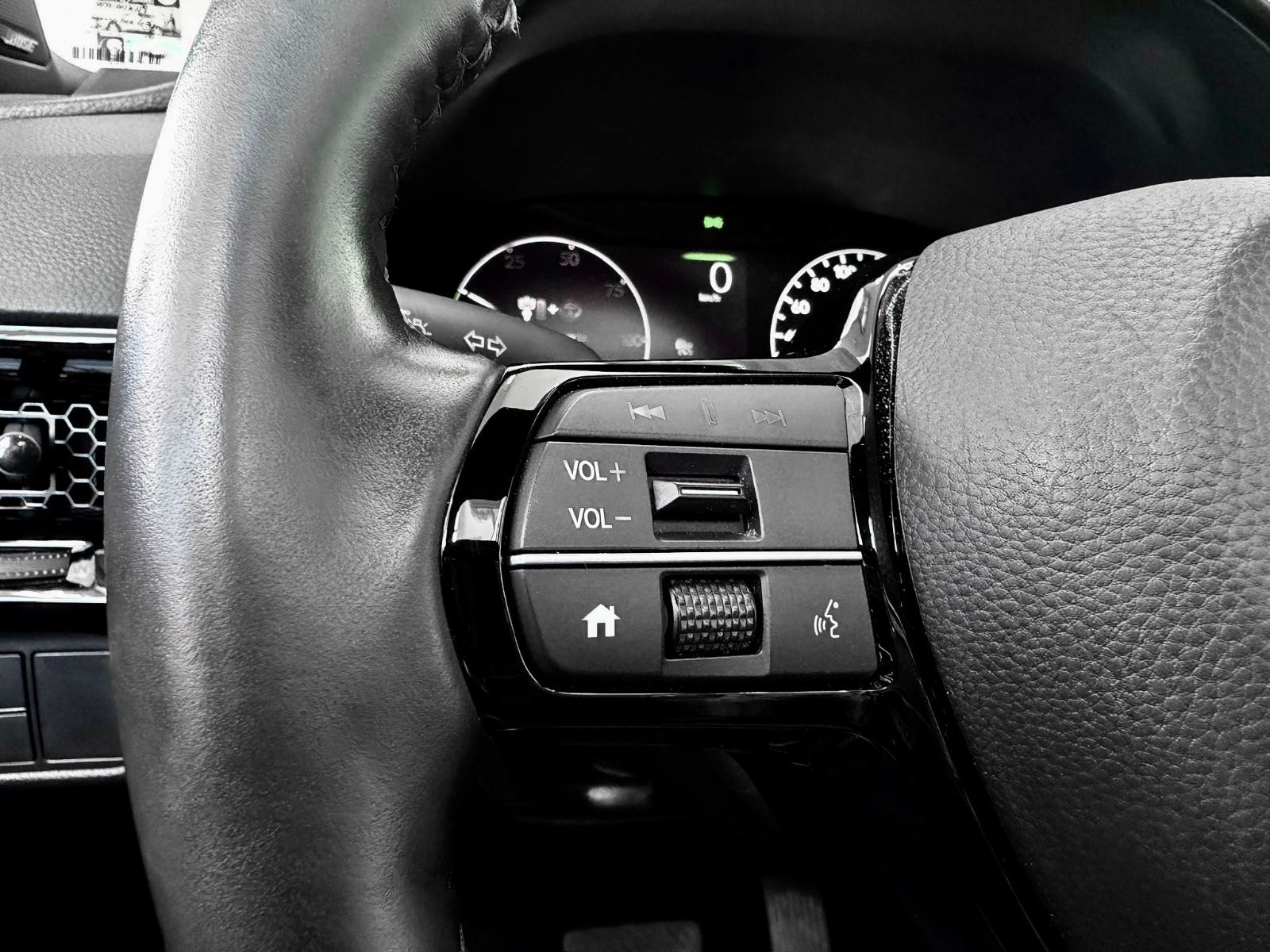 Honda CR-V Hybrid Touring 2025-24