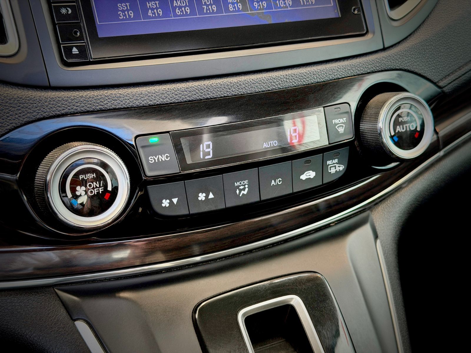 Honda CR-V Touring 2015-34