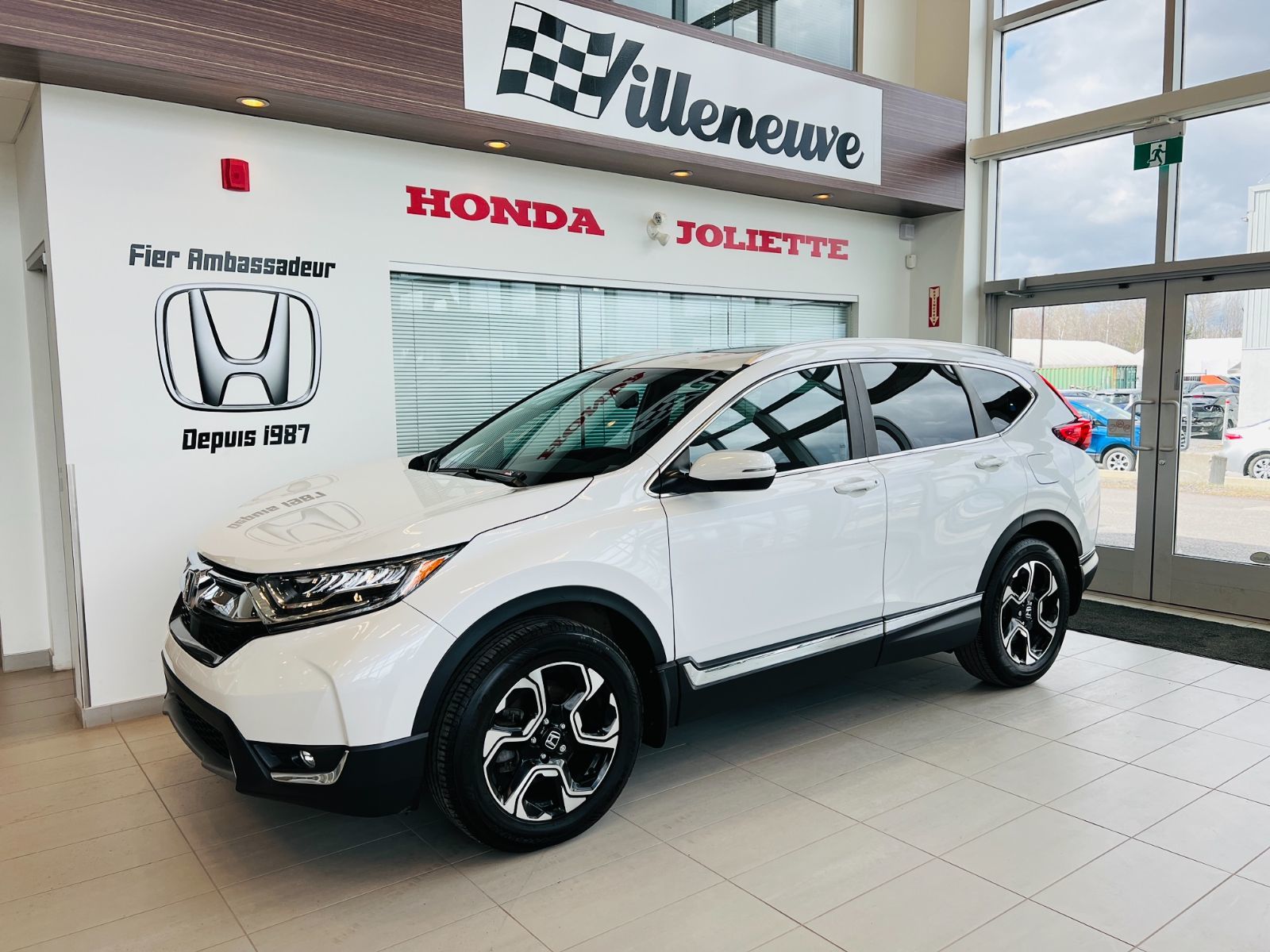 Honda CR-V Touring 2017-0