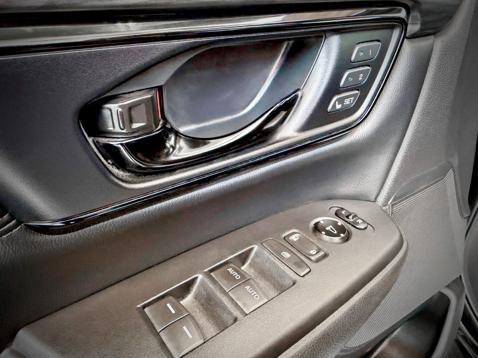 2020 Honda CR-V Black Edition AWD-34