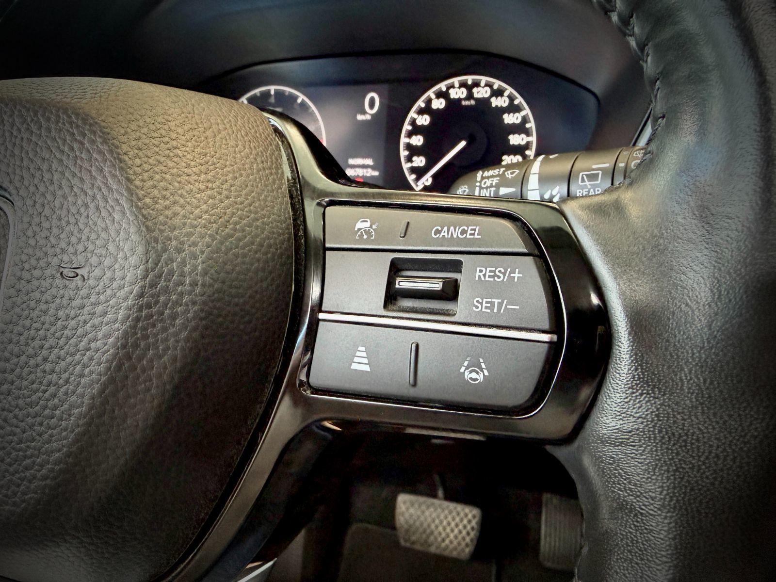 Honda CR-V Sport 2023-30