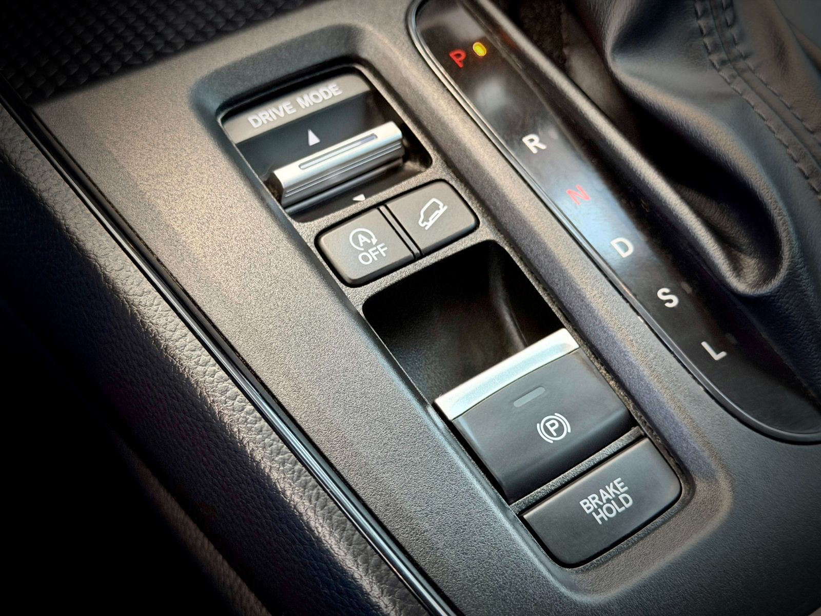Honda CR-V Sport 2023-36
