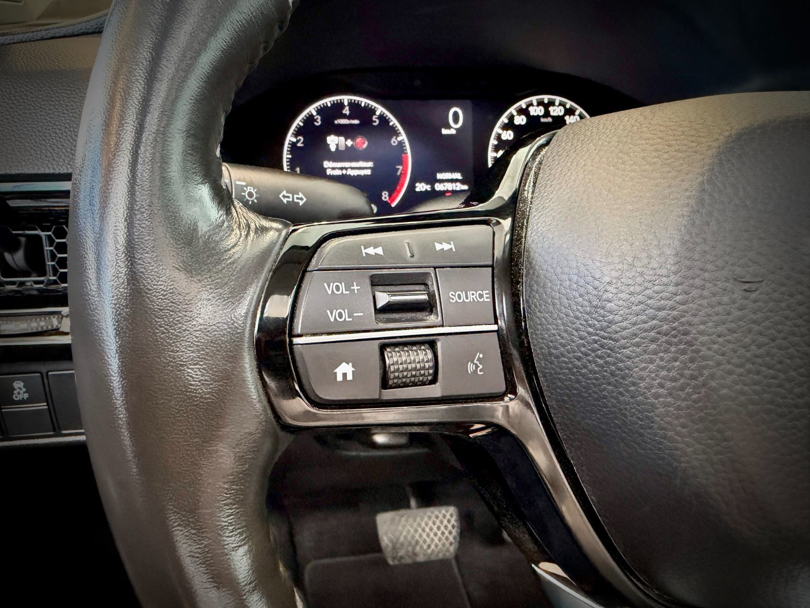 Honda CR-V Sport 2023-28