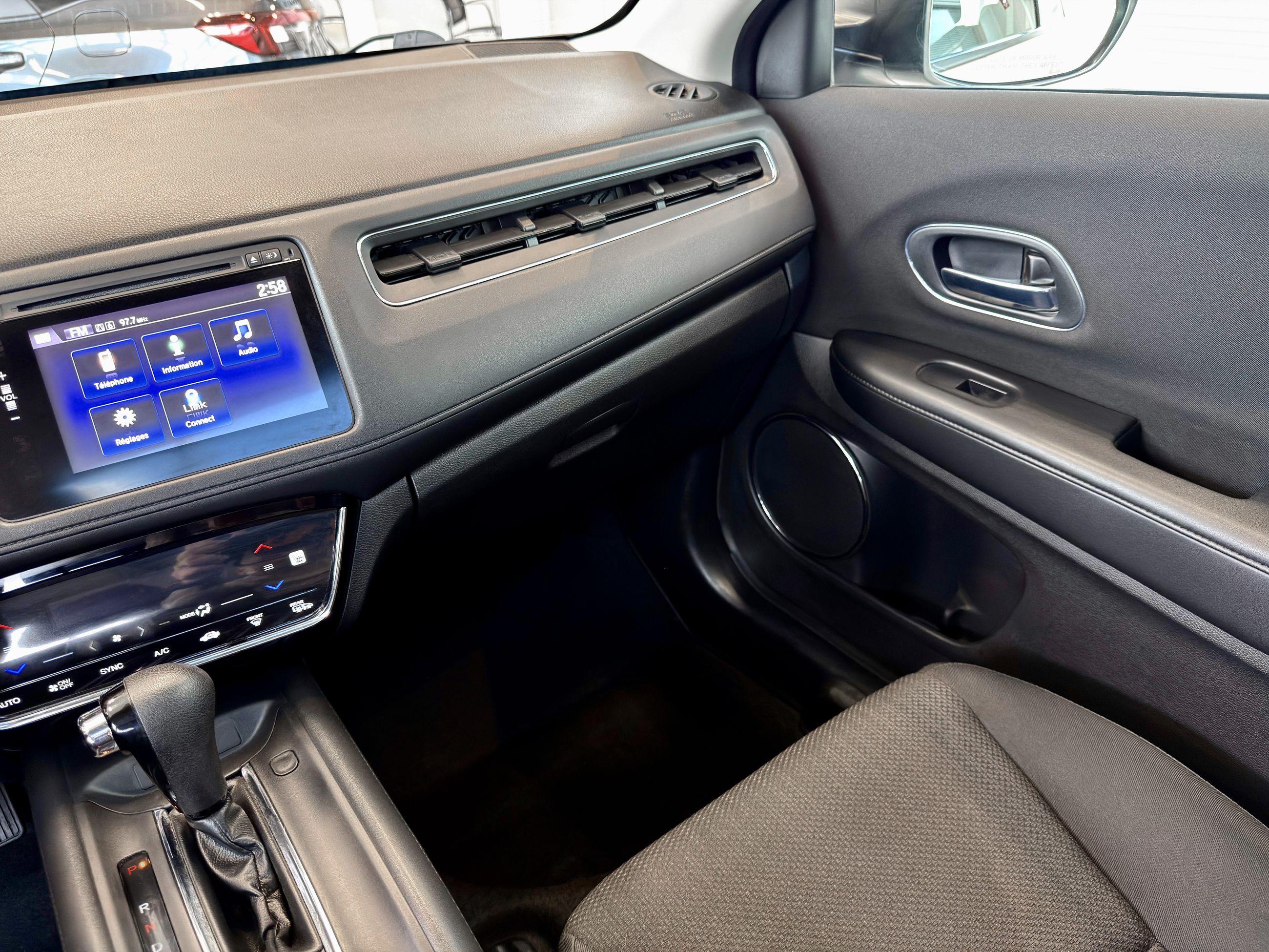 2016 Honda HR-V EX-21