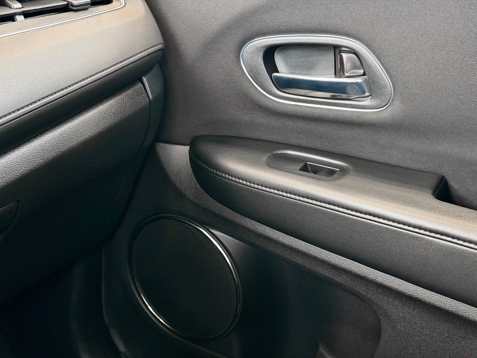 2016 Honda HR-V EX-32