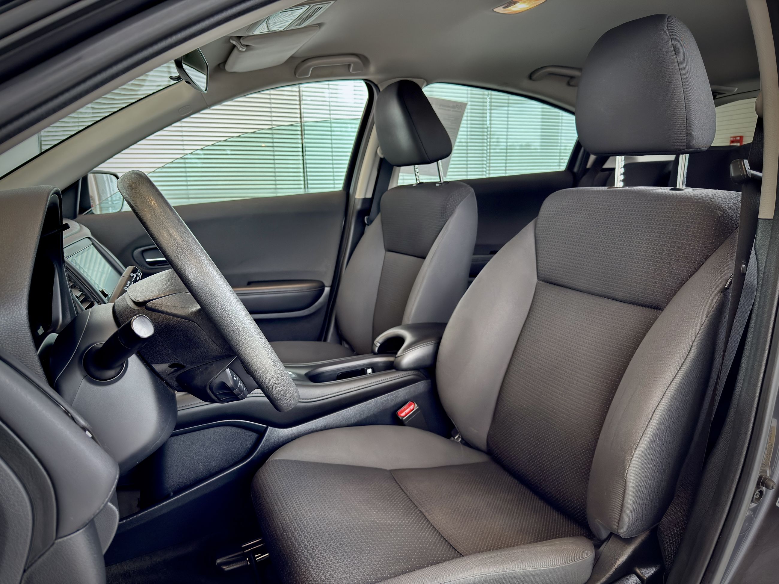 Honda HR-V LX AWD 2020-14