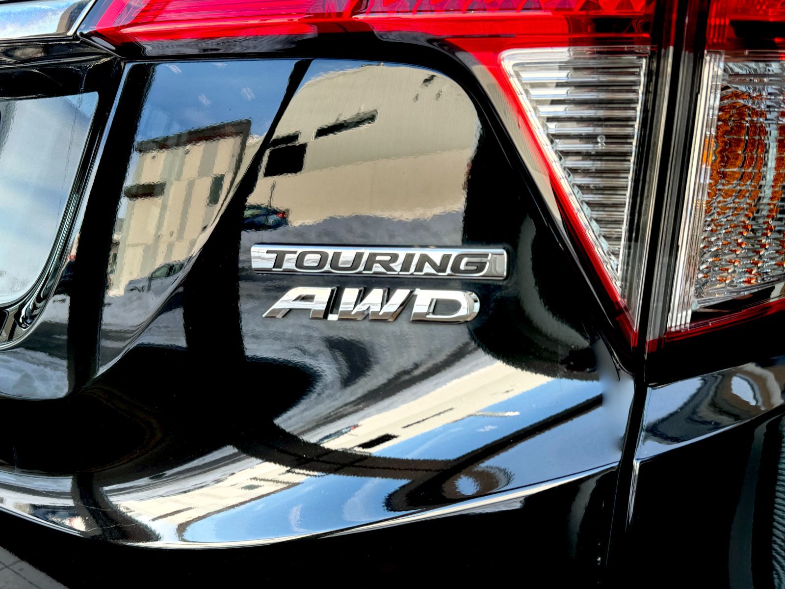 Honda HR-V Touring | AWD 2022-11