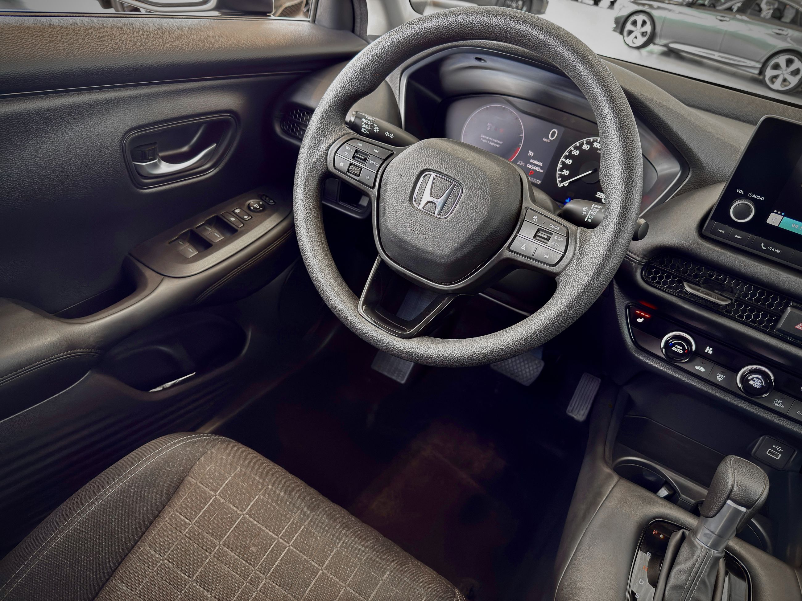 Honda HR-V LX AWD 2023-20