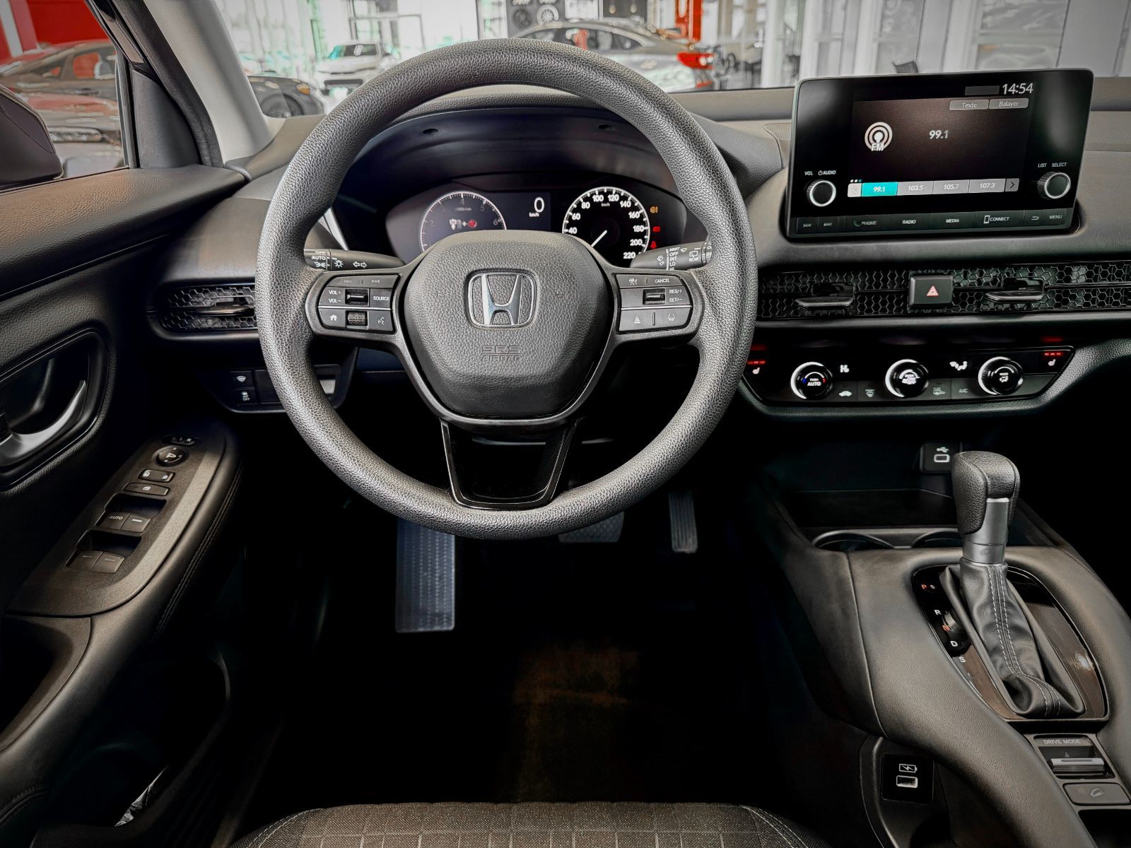 Honda HR-V LX AWD 2023-21