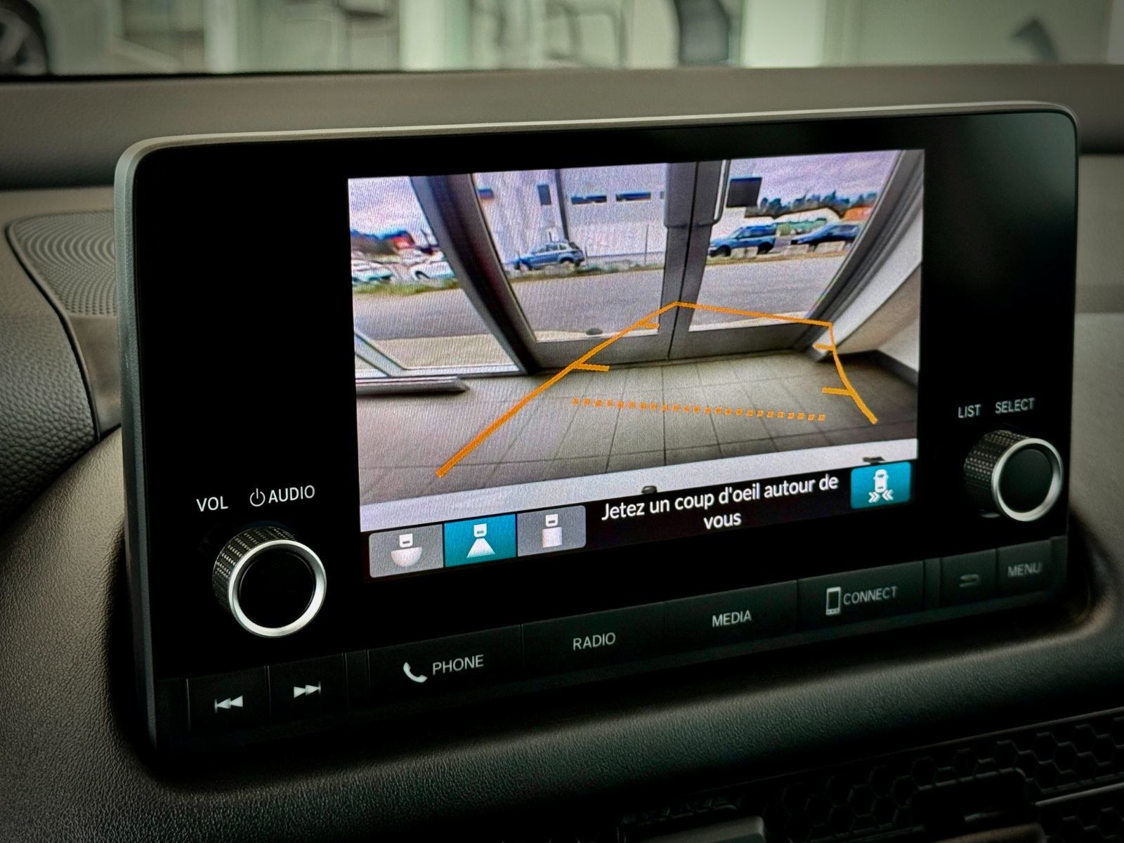 Honda HR-V LX 2023-28