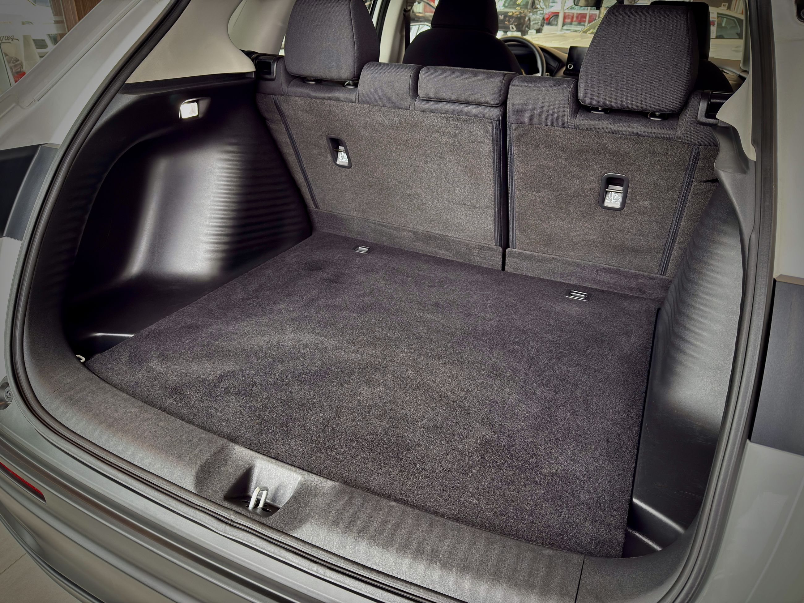 Honda HR-V LX 2023-14