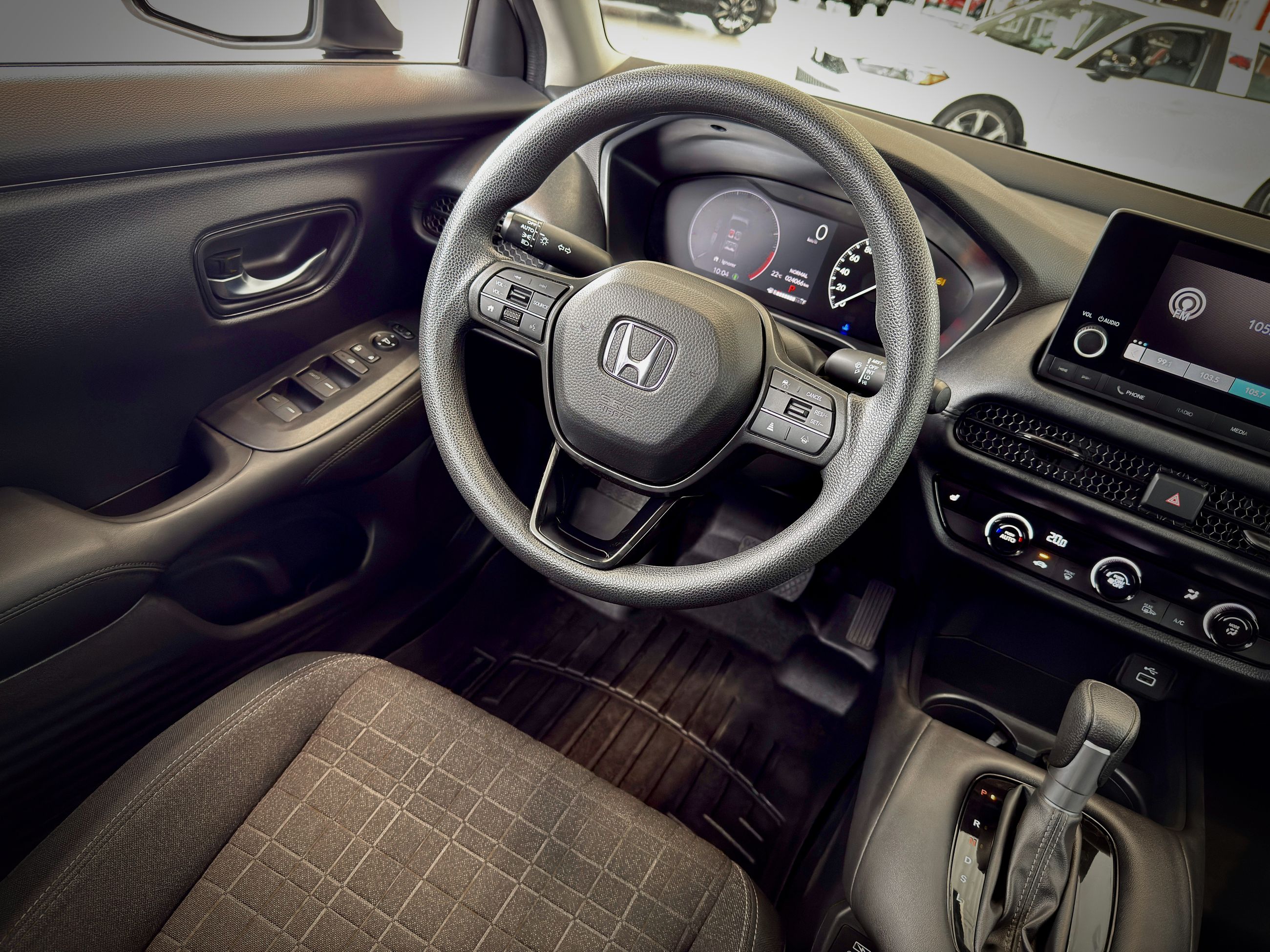 Honda HR-V LX 2023-20