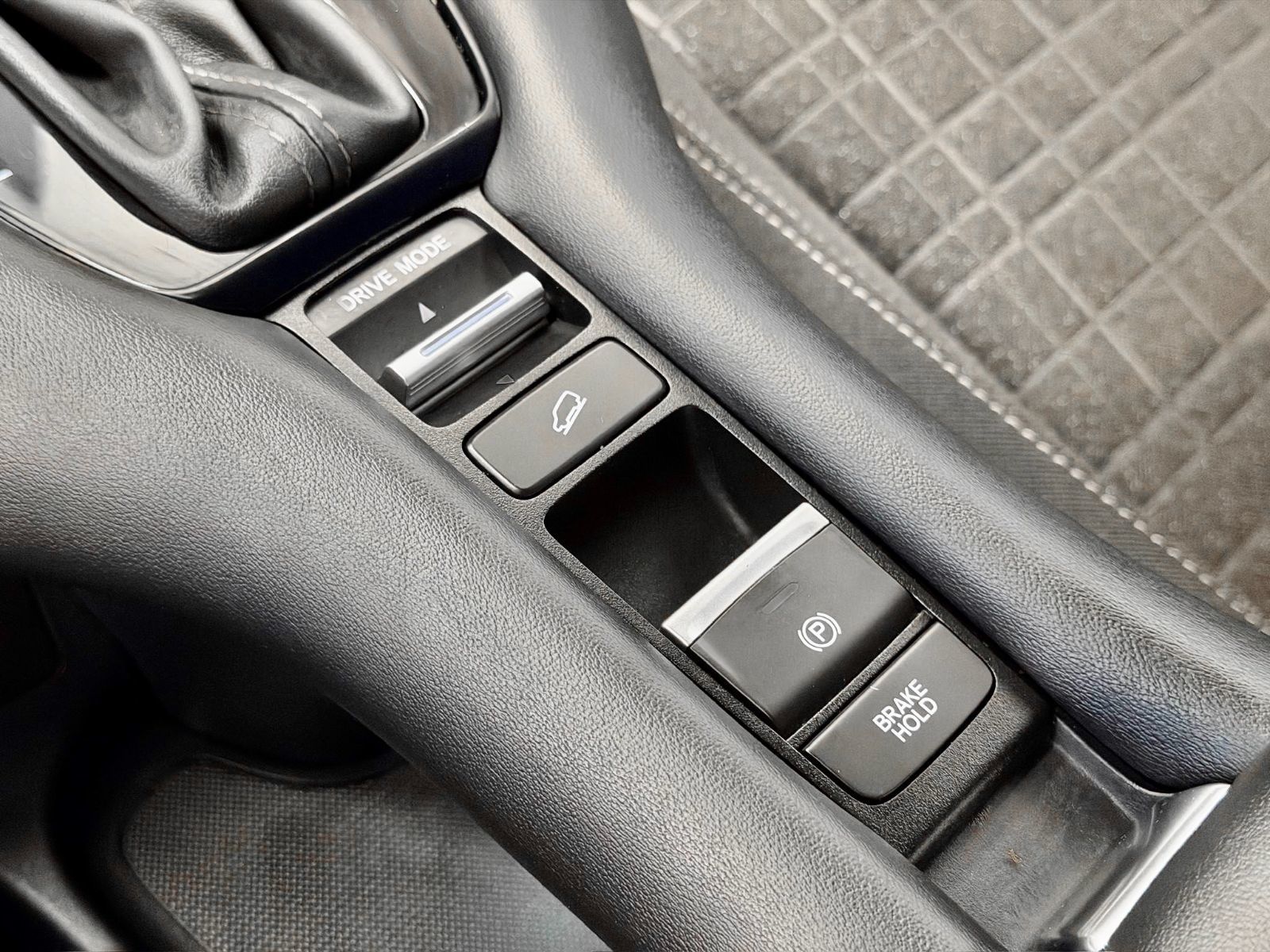 Honda HR-V LX 2023-32