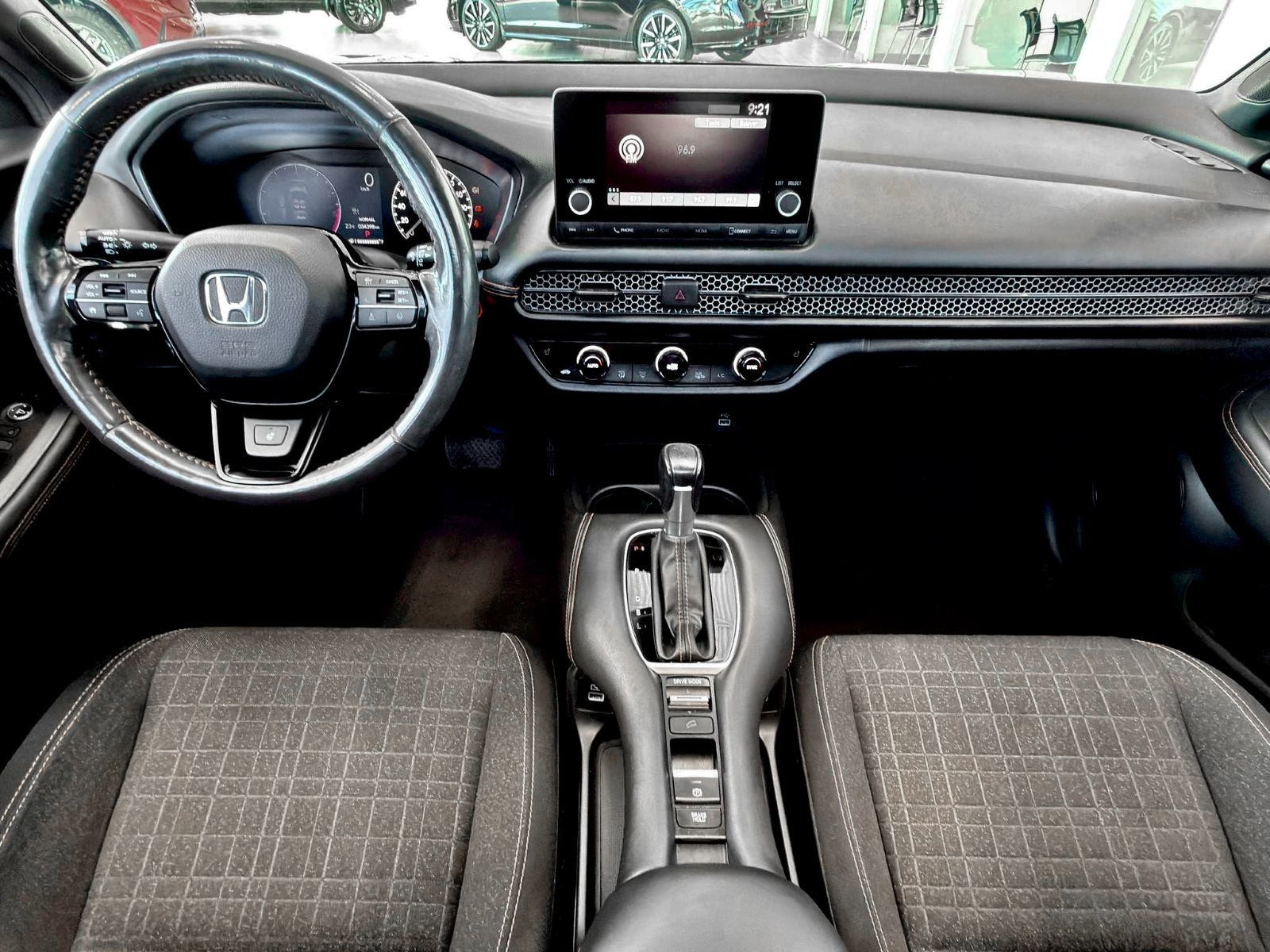 Honda HR-V Sport 2023-21