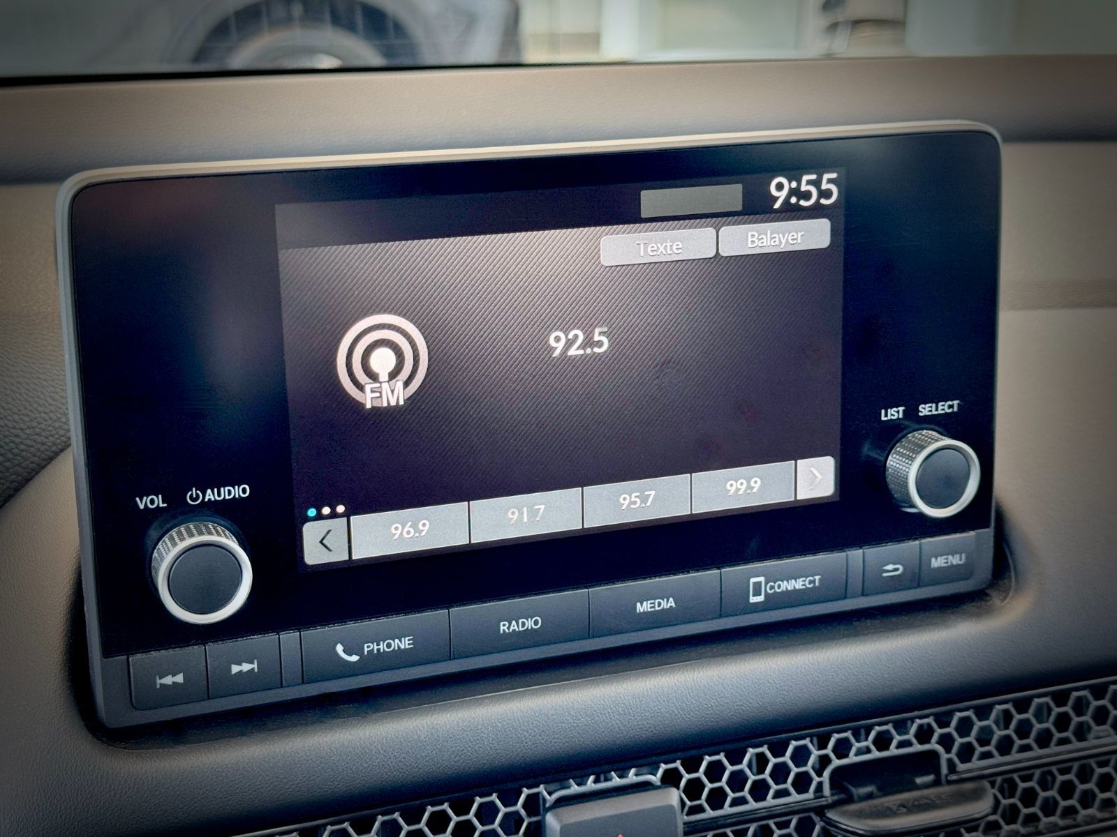 2023 Honda HR-V Sport AWD-24