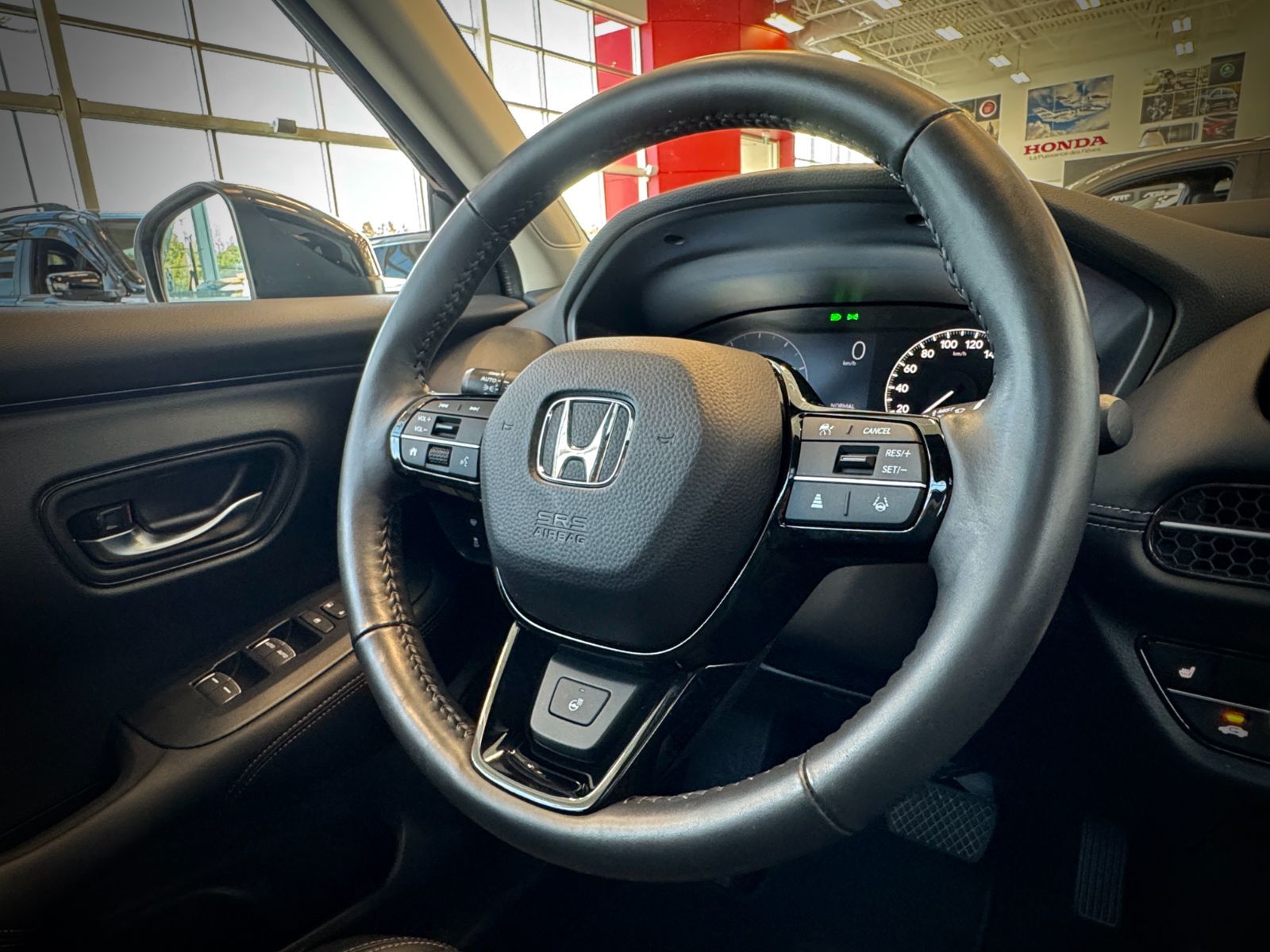 Honda HR-V EX-L Navi 2024-24