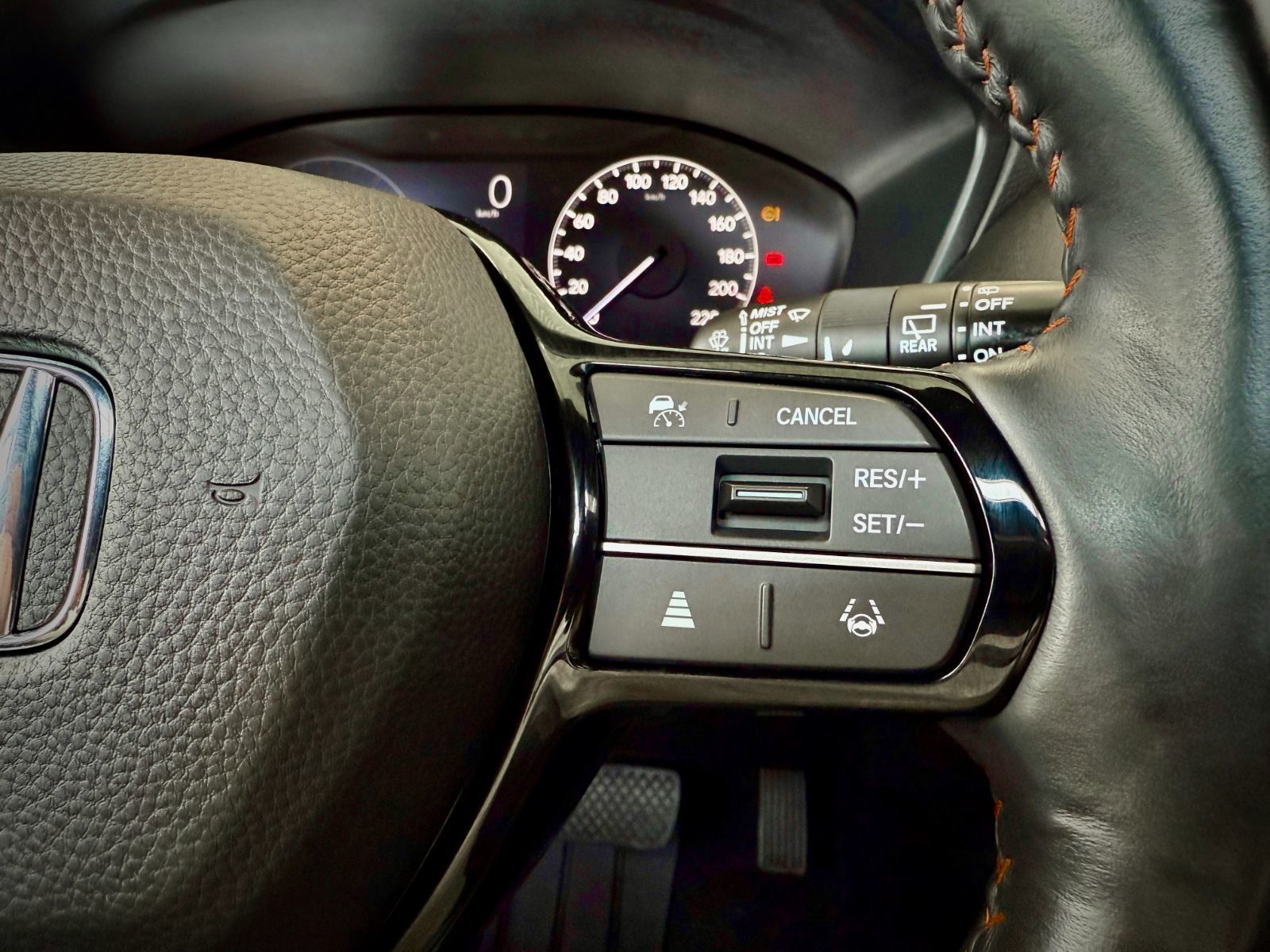 Honda HR-V Sport-B 2024-23