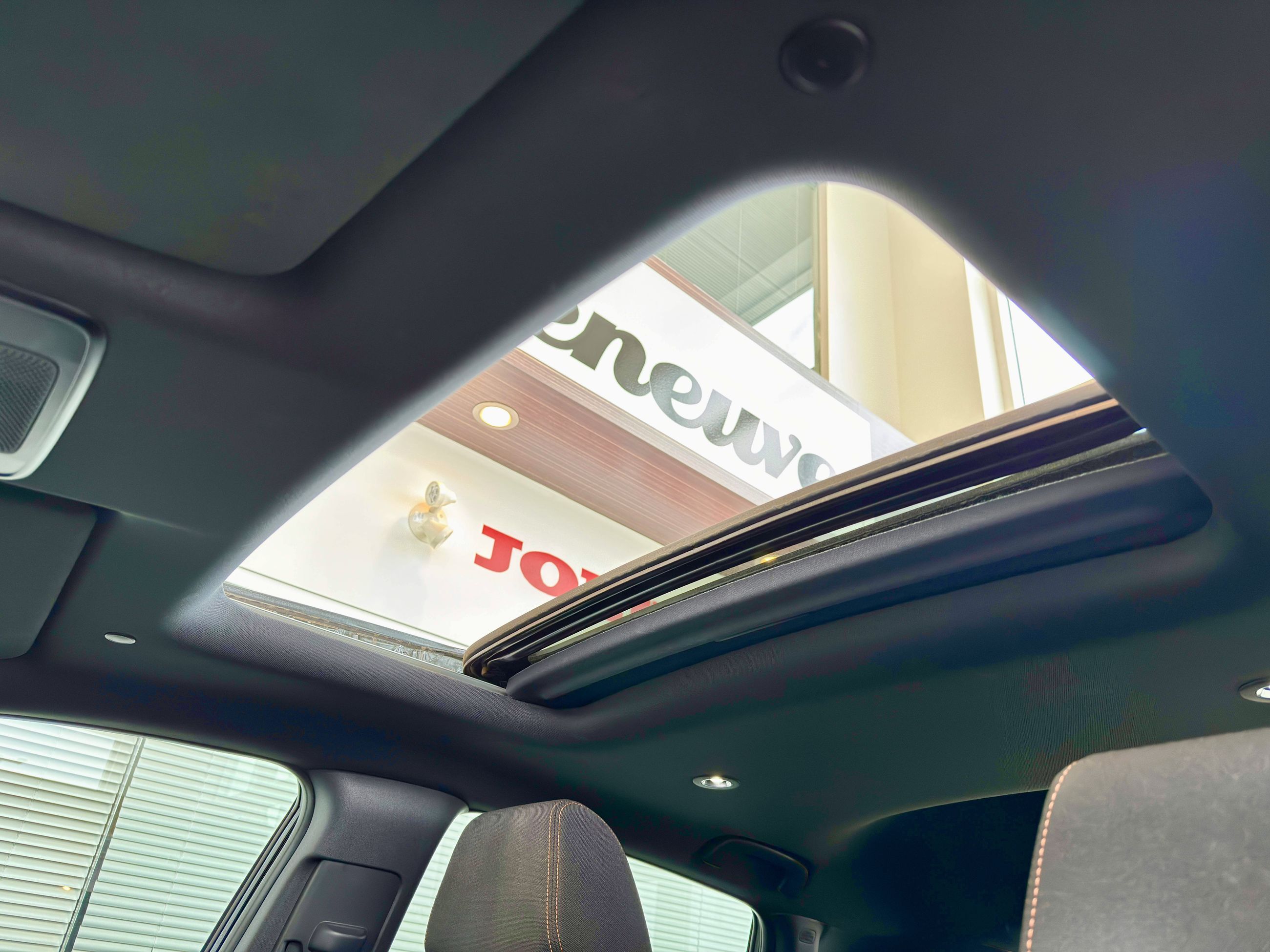 Honda HR-V Sport-B 2024-14