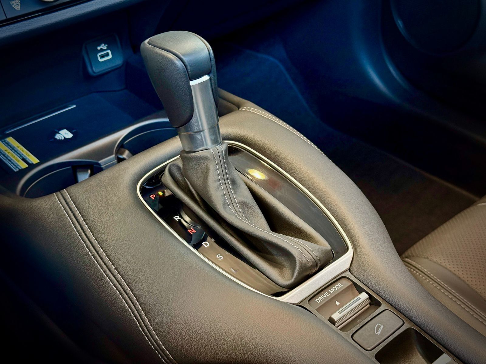 Honda HR-V EX-L Navi 2024-30