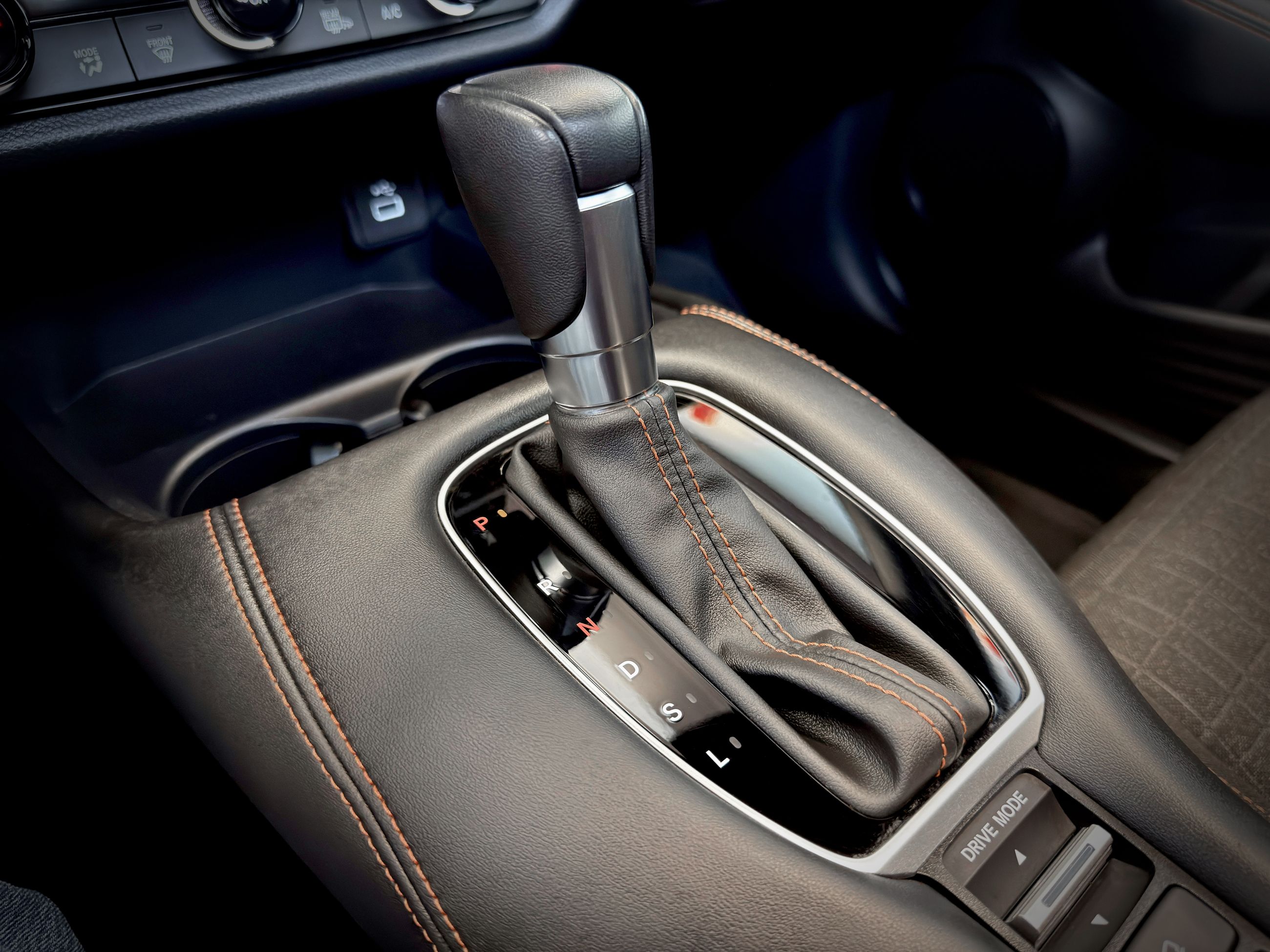 2024 Honda HR-V Sport AWD-32