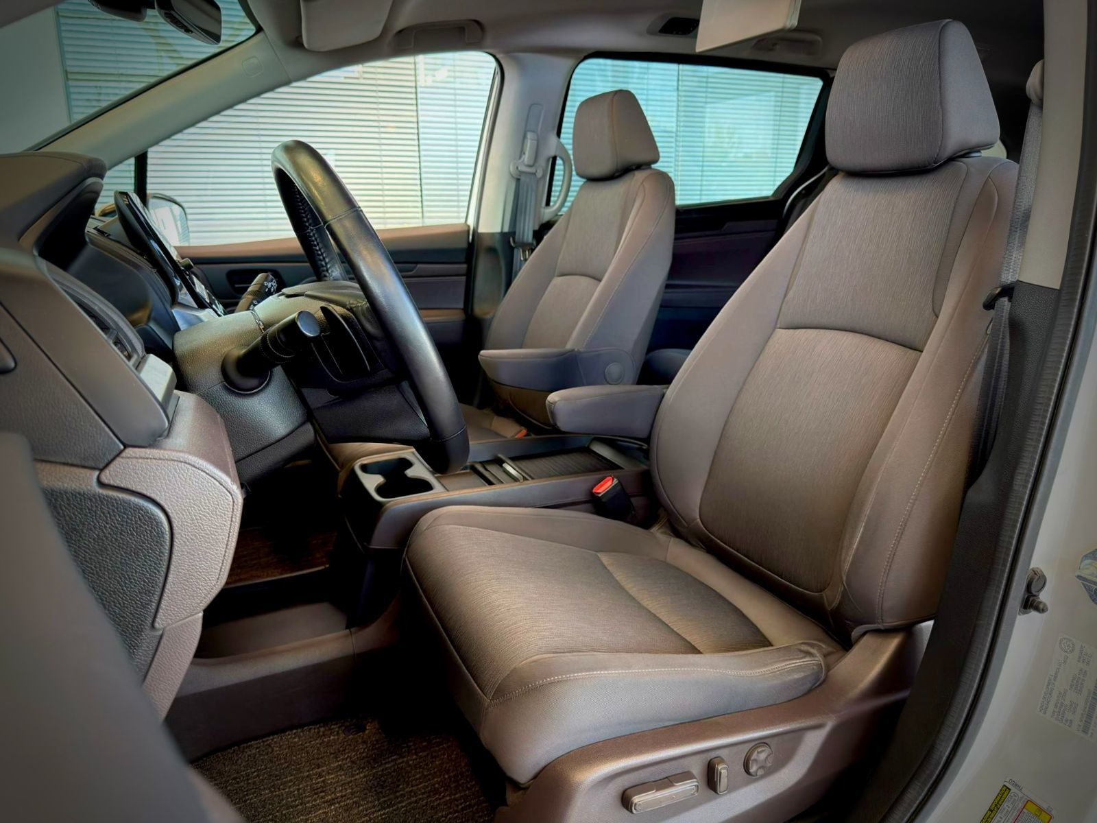 Honda Odyssey EX 2023-9