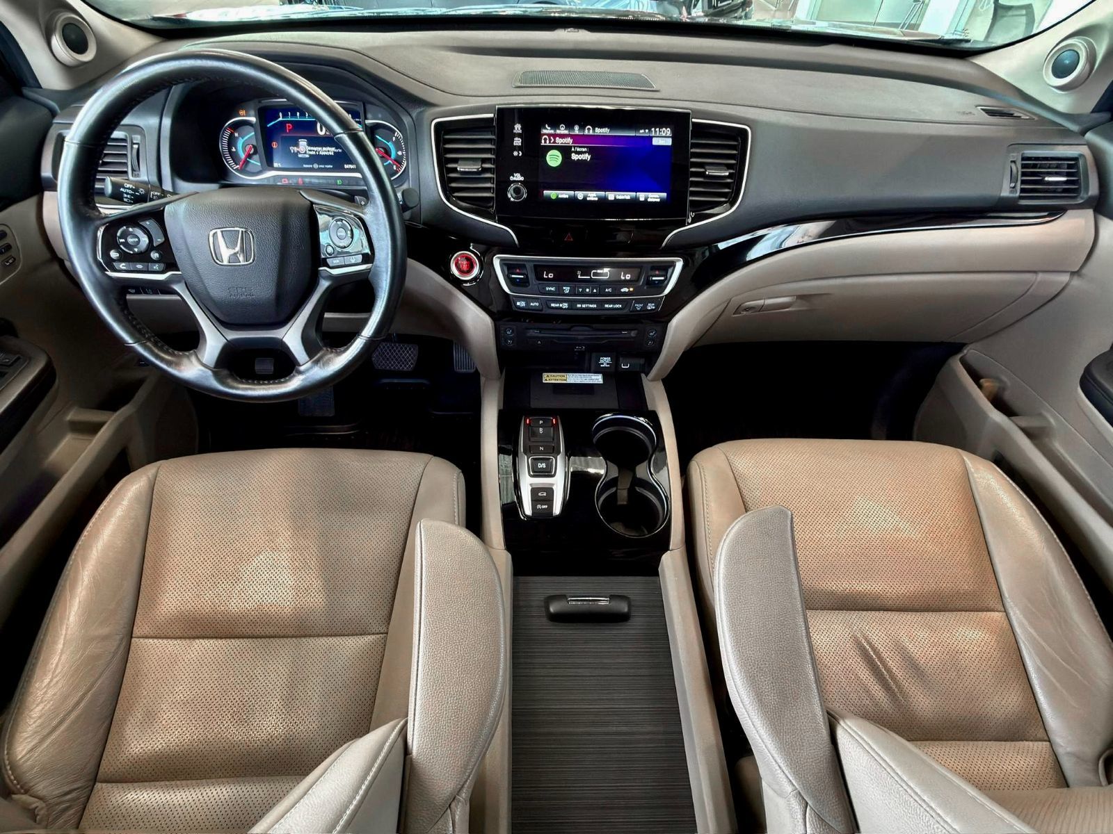 Honda Pilot Touring 8-Passenger 2021-23