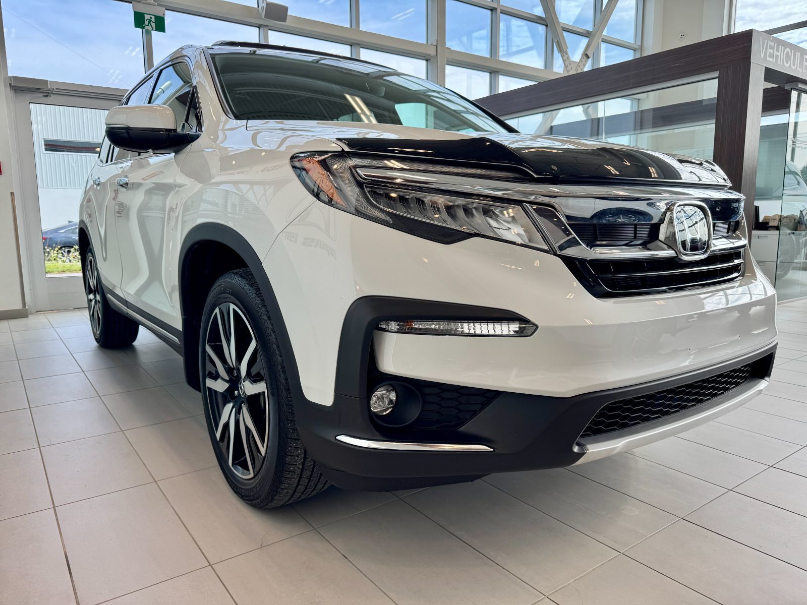 Honda Pilot Touring 8-Passenger 2022-3