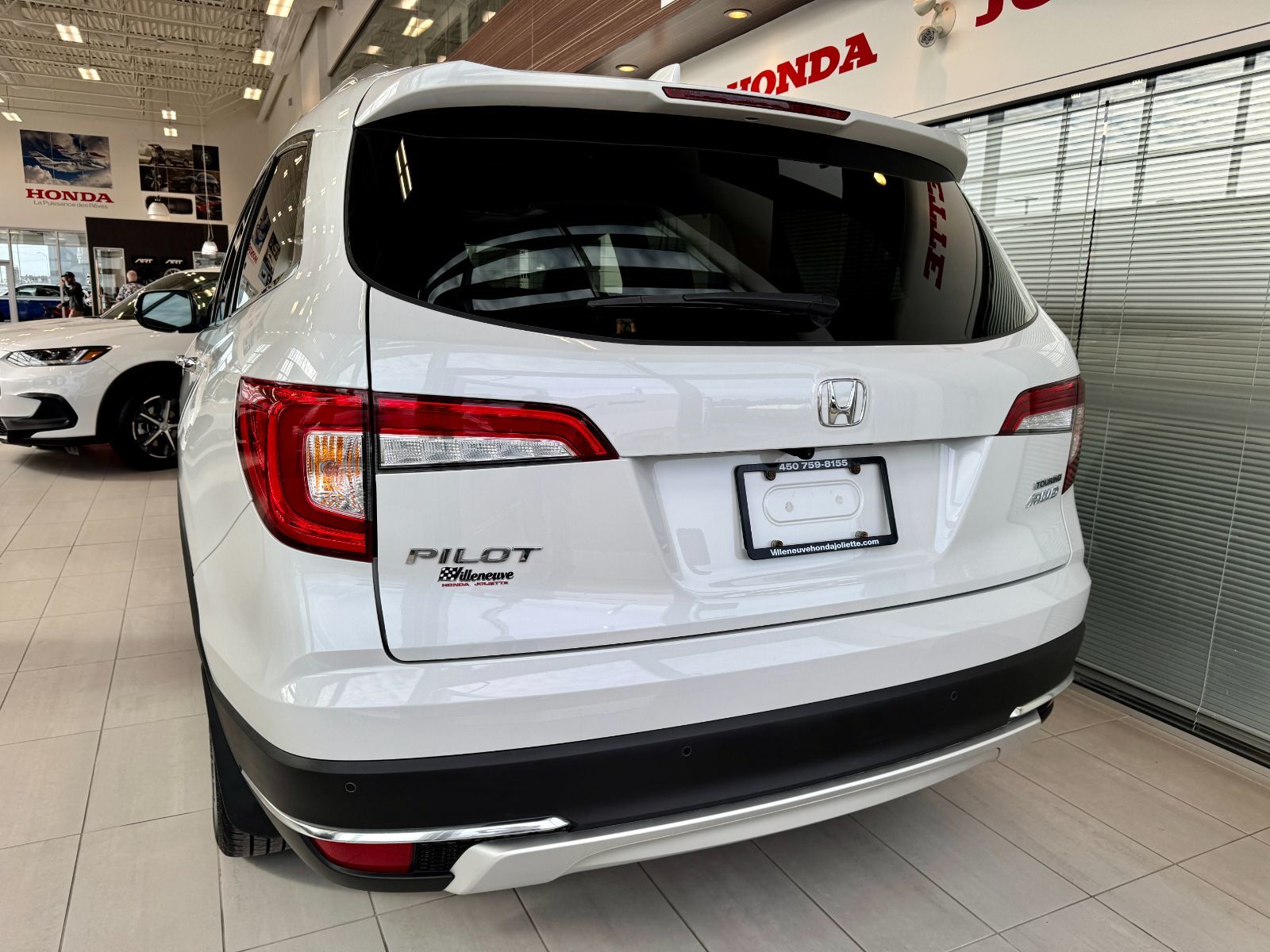 Honda Pilot Touring 8-Passenger 2022-10