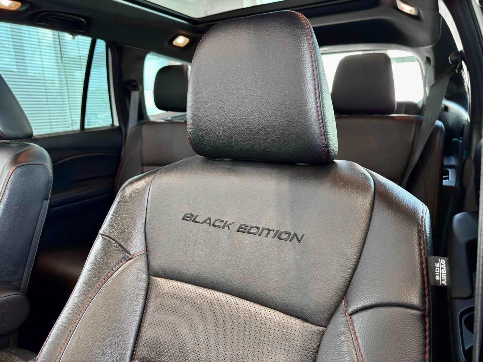 Honda Pilot Black Edition 2022-19