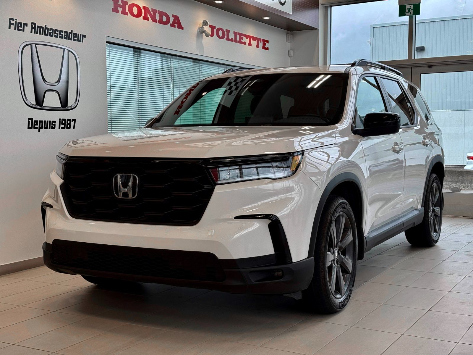 Honda Pilot Sport AWD 2023-3