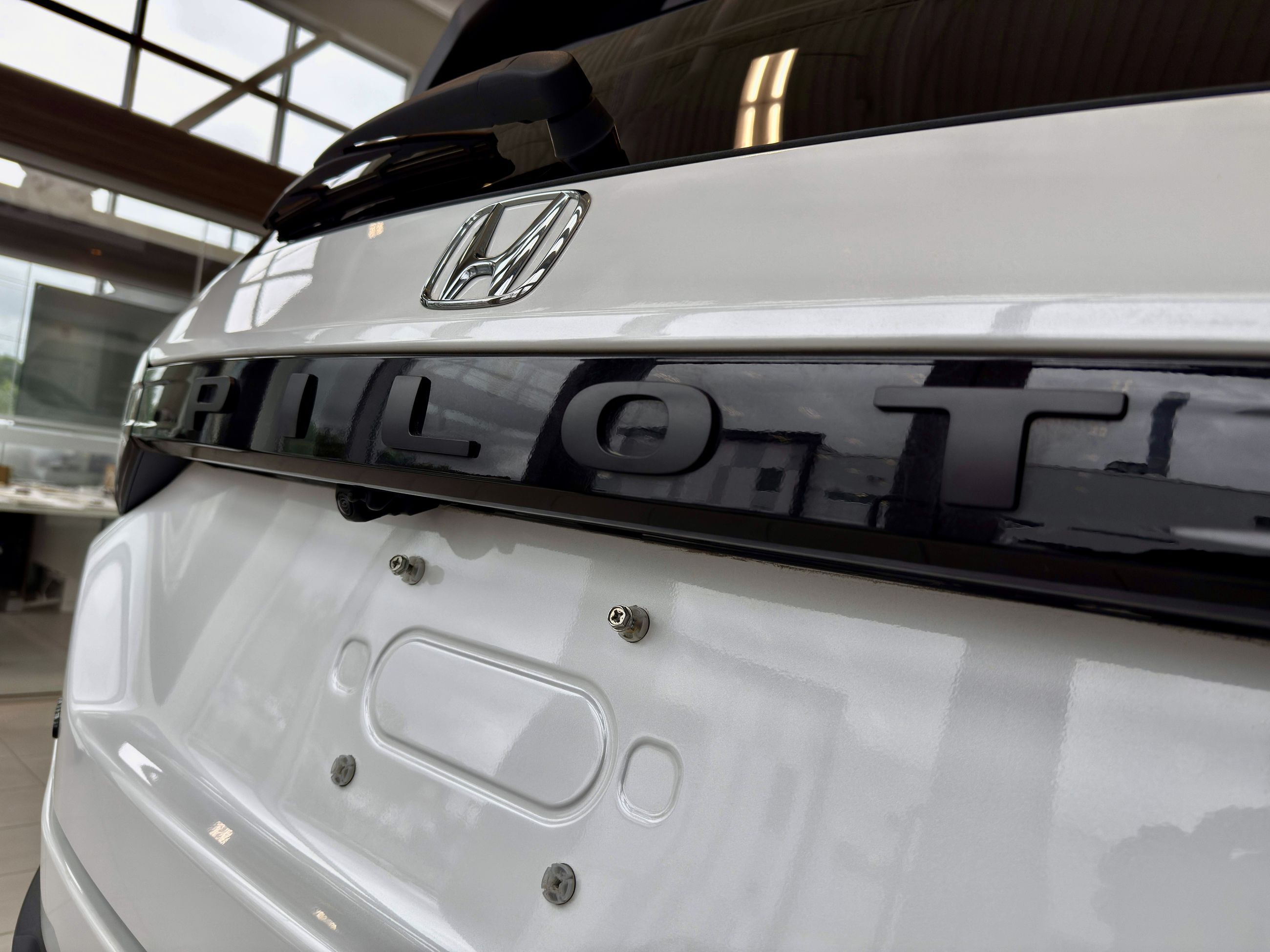 Honda Pilot Sport AWD 2023-11