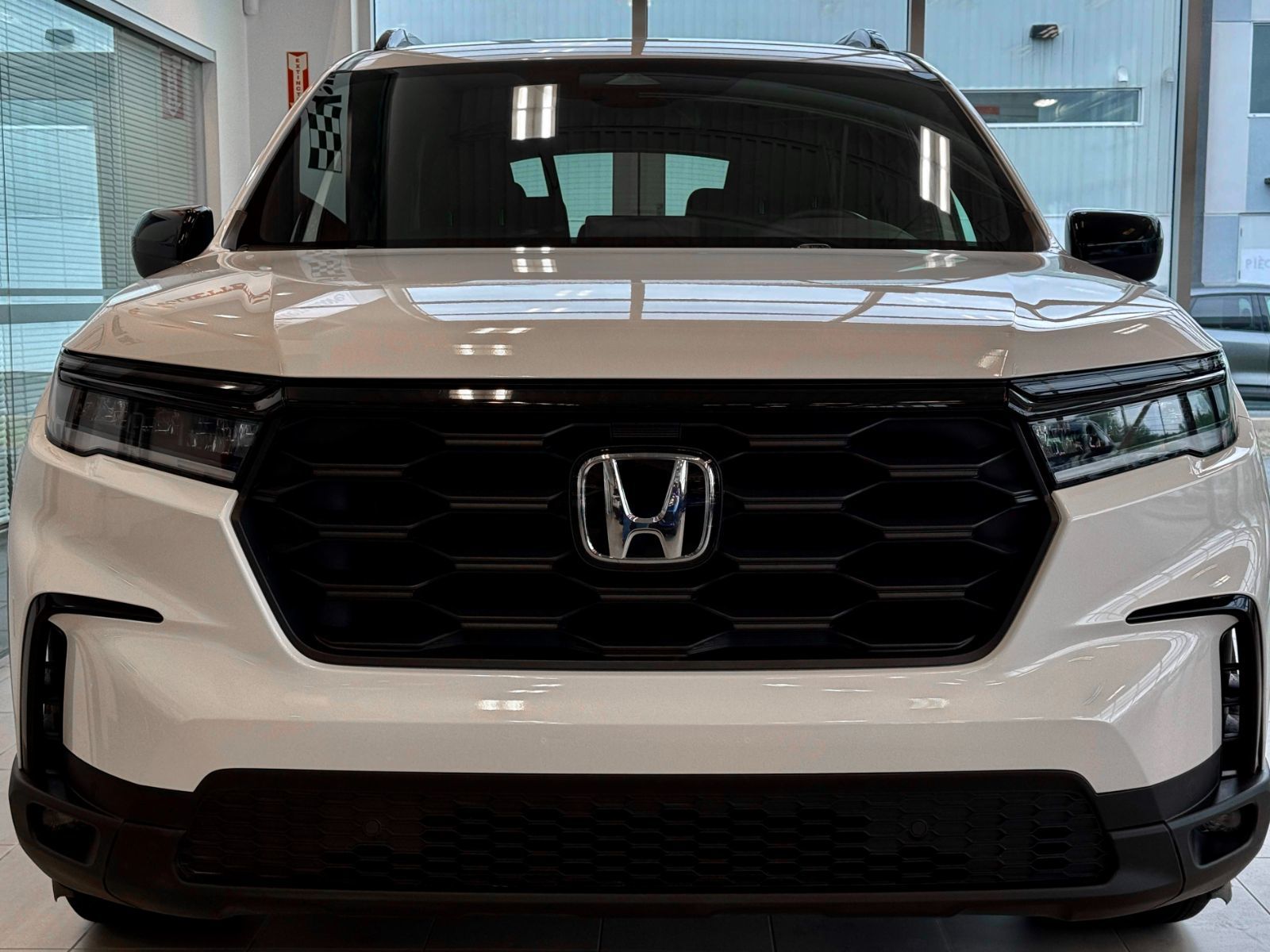 Honda Pilot Sport AWD 2023-4
