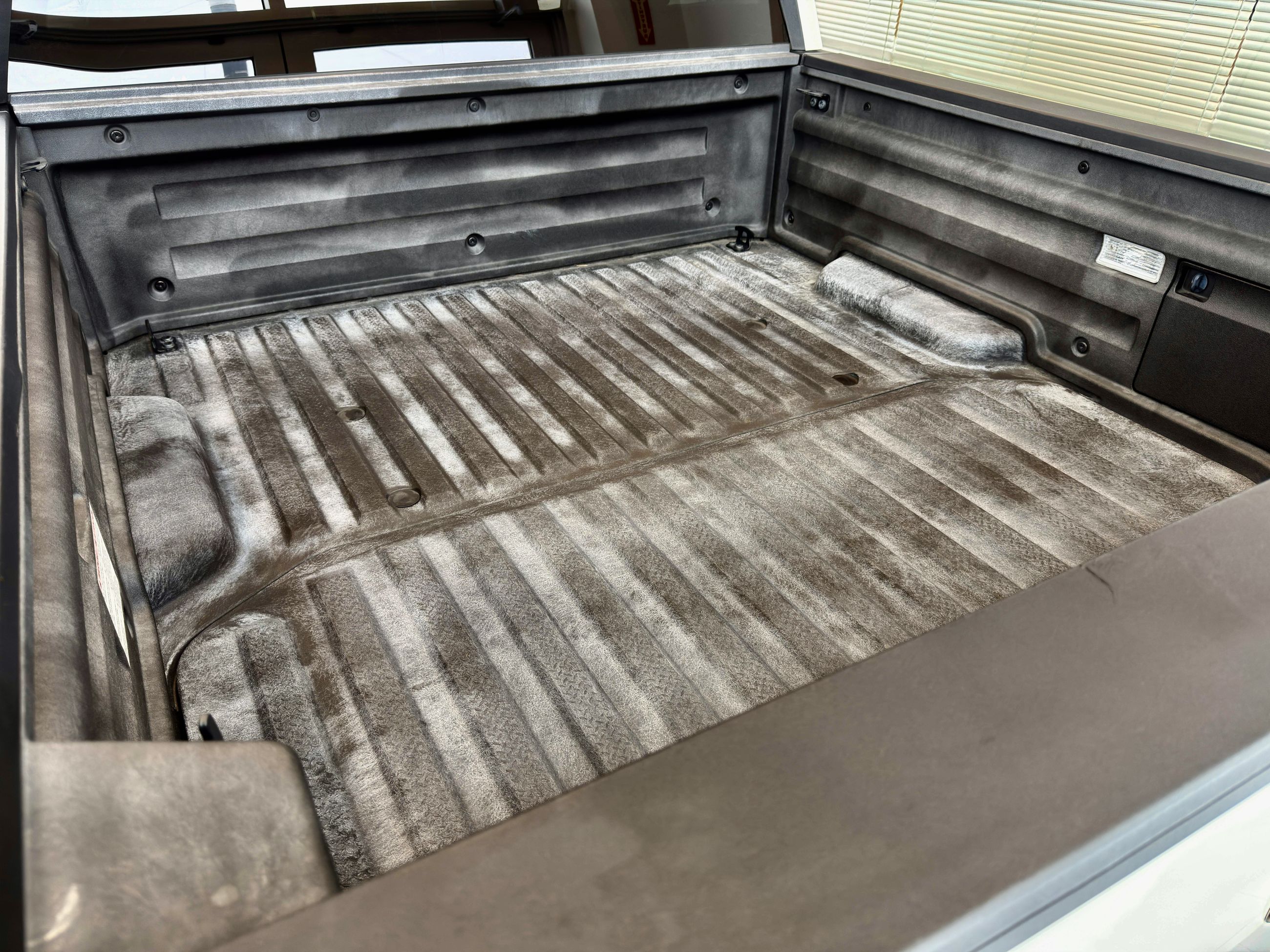 2017 Honda Ridgeline LX HS-14