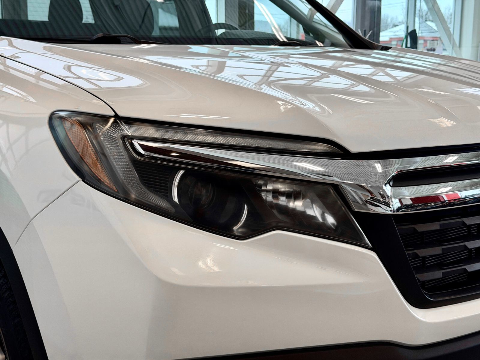 2017 Honda Ridgeline LX HS-6