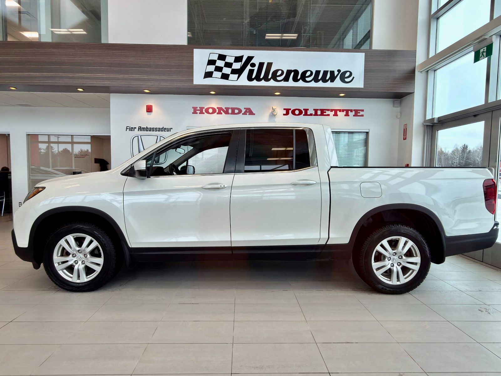 2017 Honda Ridgeline LX HS-8