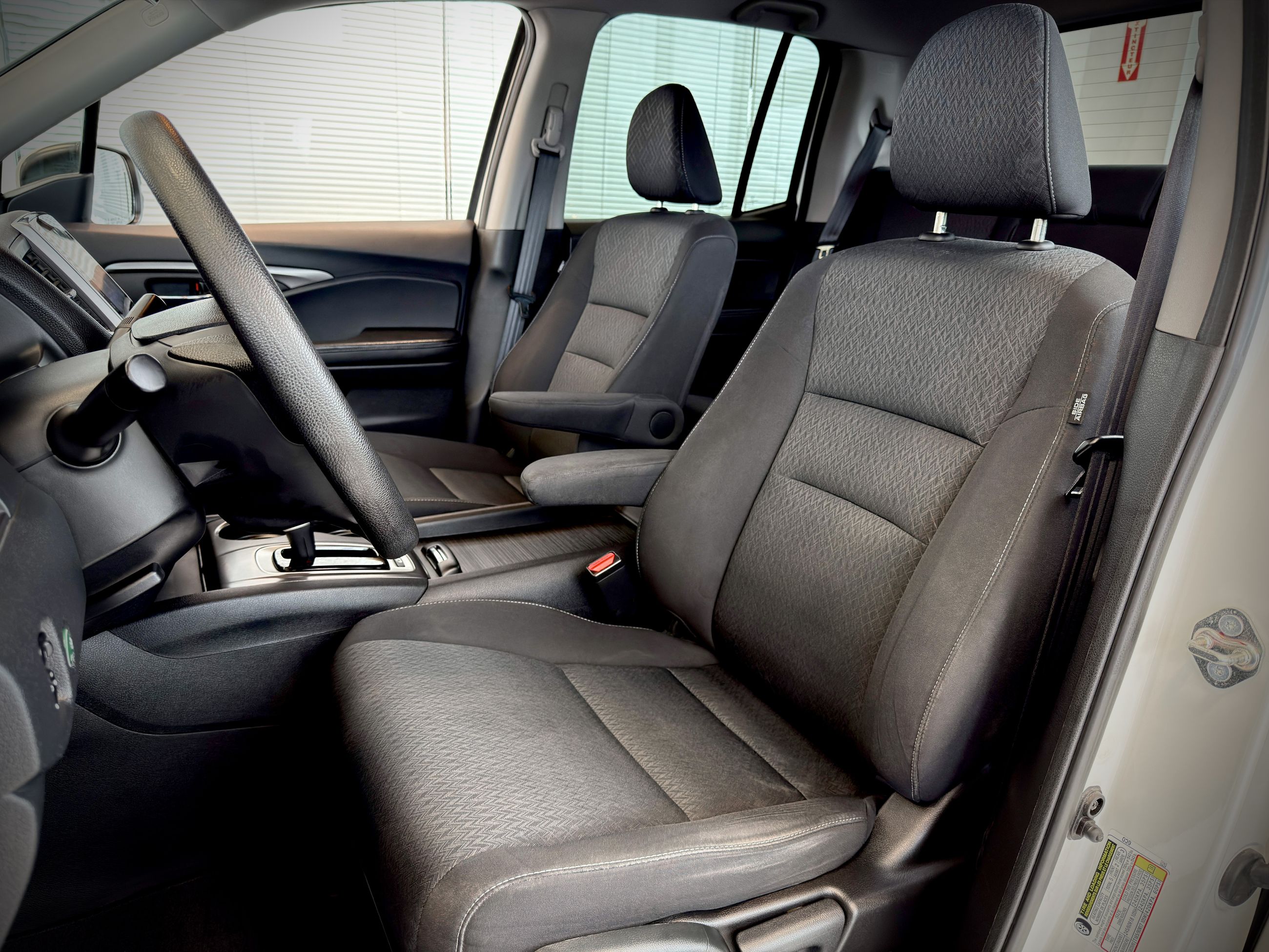 2017 Honda Ridgeline LX HS-17