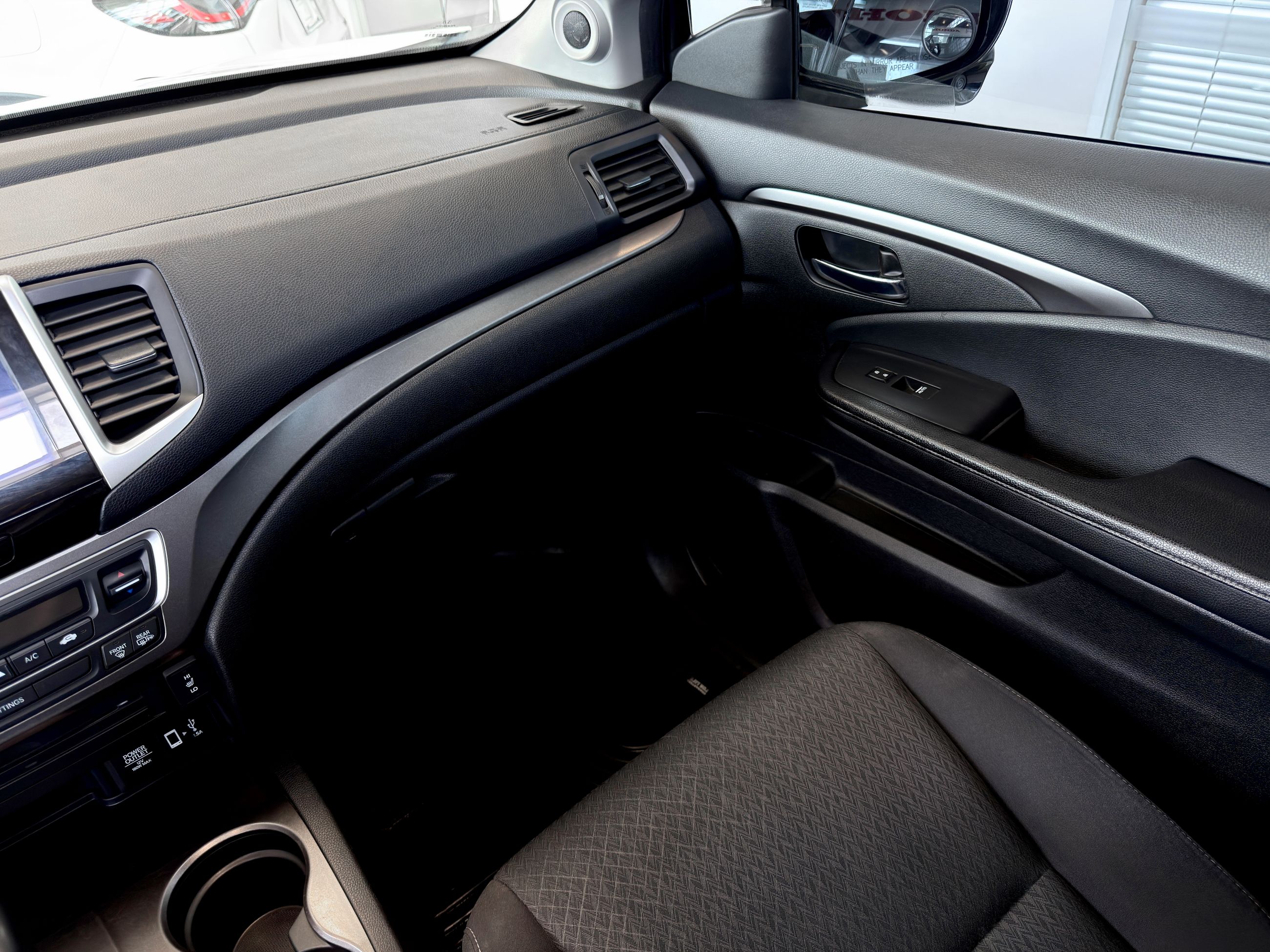 Honda Ridgeline Sport 2017-28