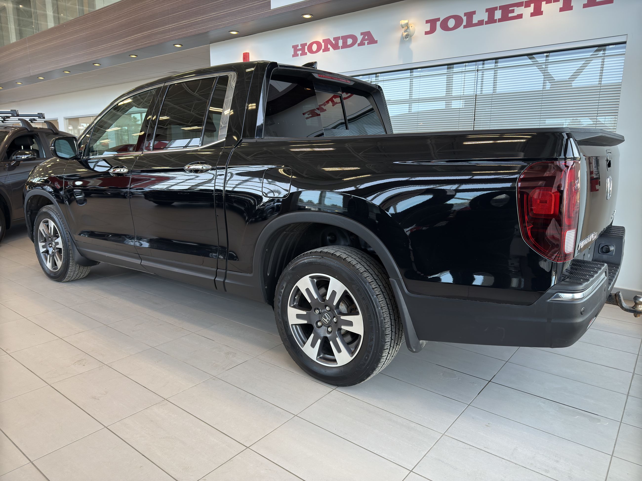 Honda Ridgeline Touring 2019-7