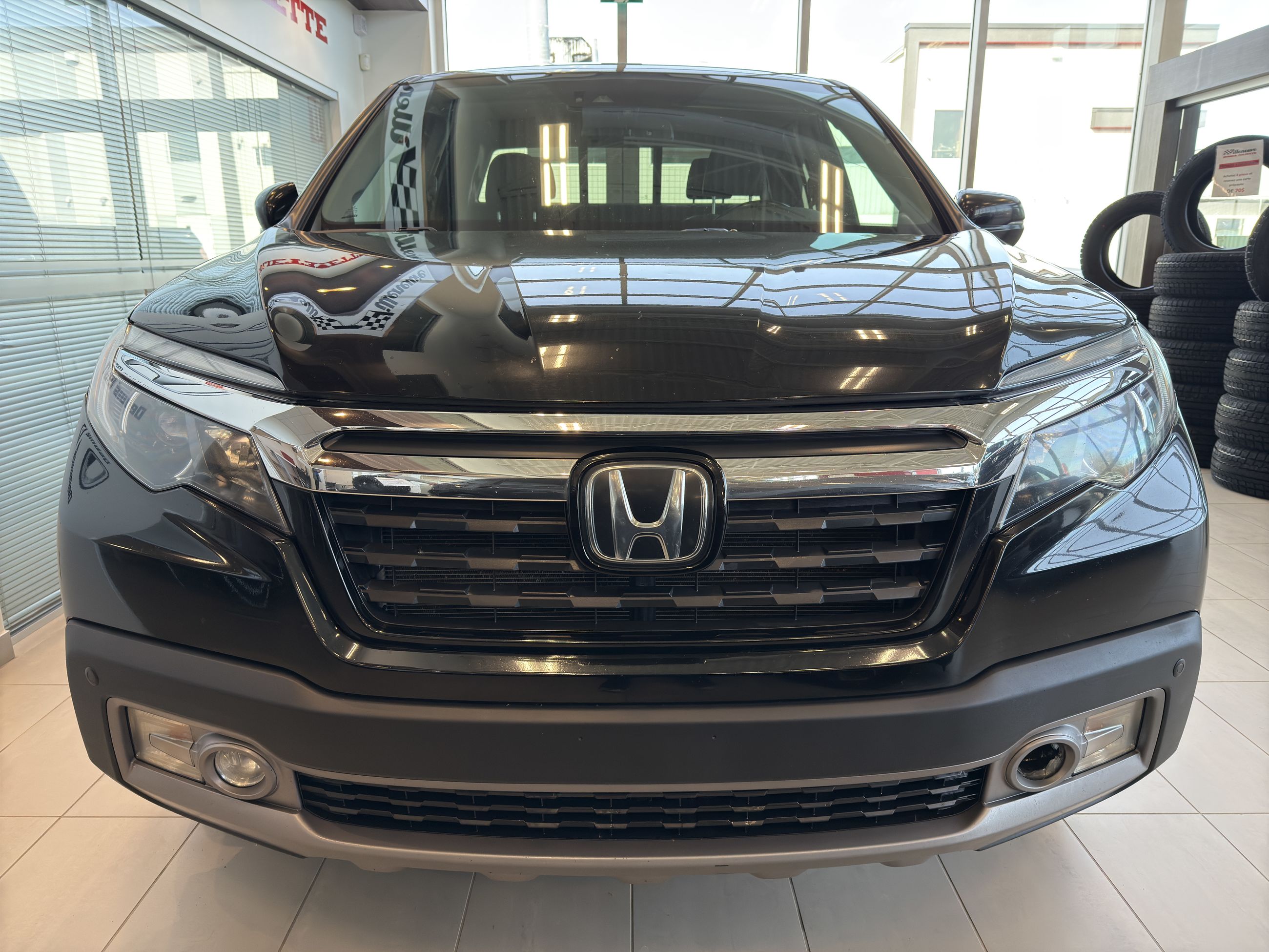 Honda Ridgeline Touring 2019-3