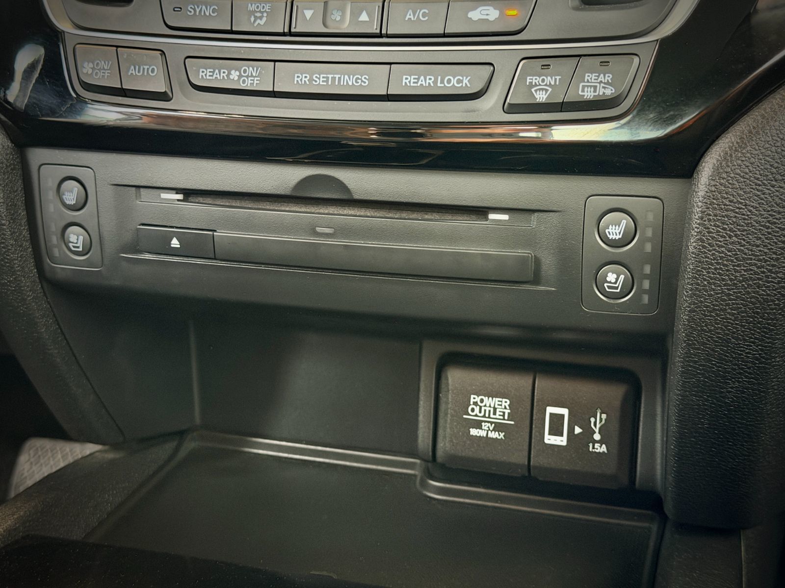2019 Honda Ridgeline Touring-31
