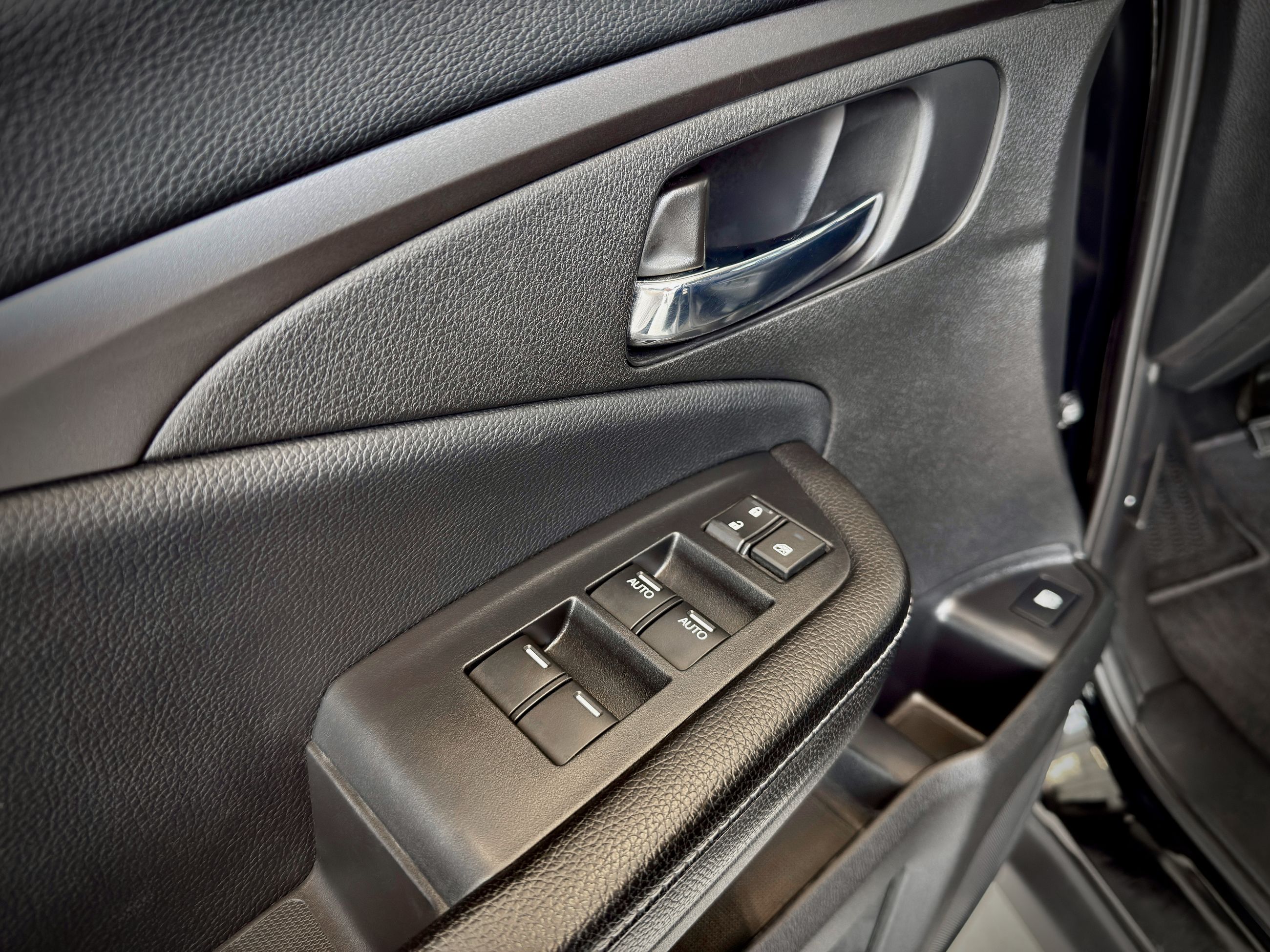 Honda Ridgeline Sport 2020-36