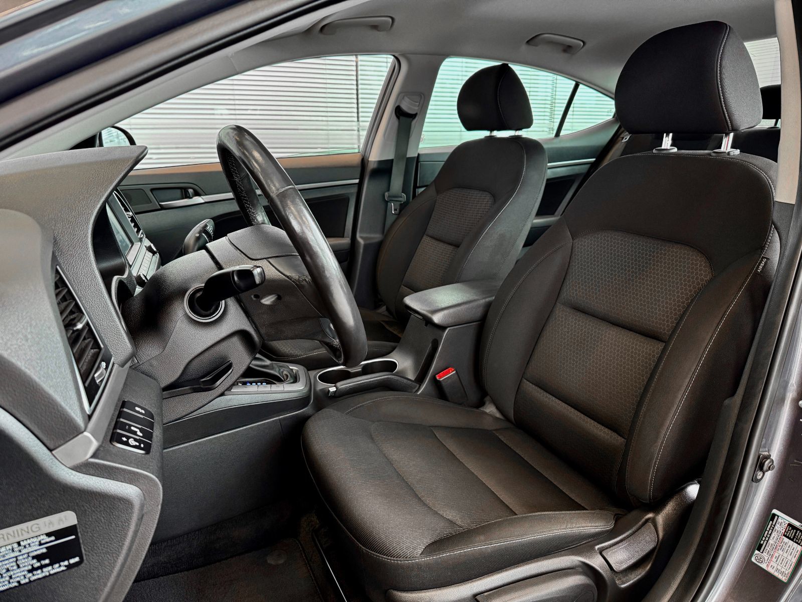 Hyundai Elantra GLS 2017-13