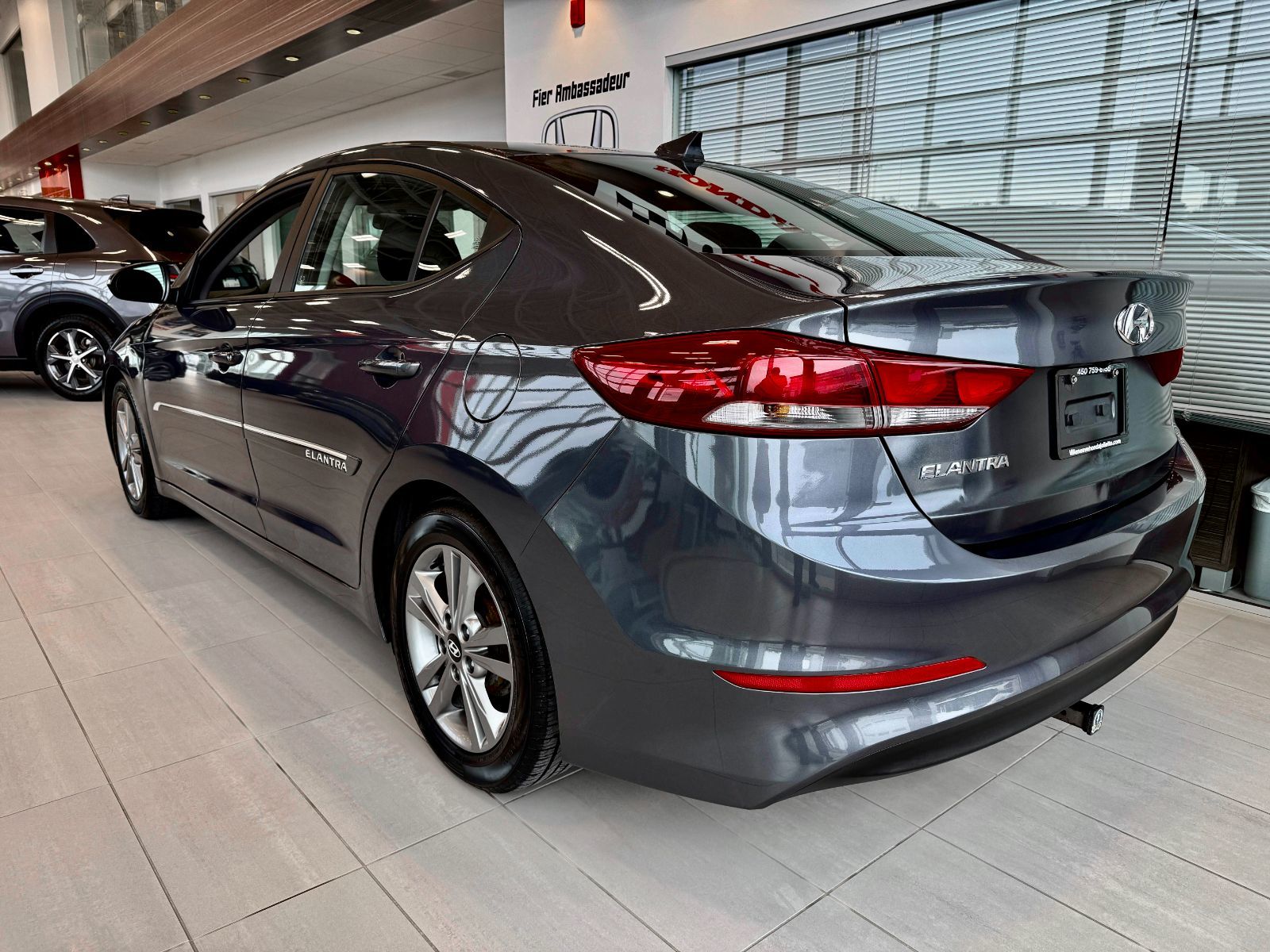 Hyundai Elantra GLS 2017-9