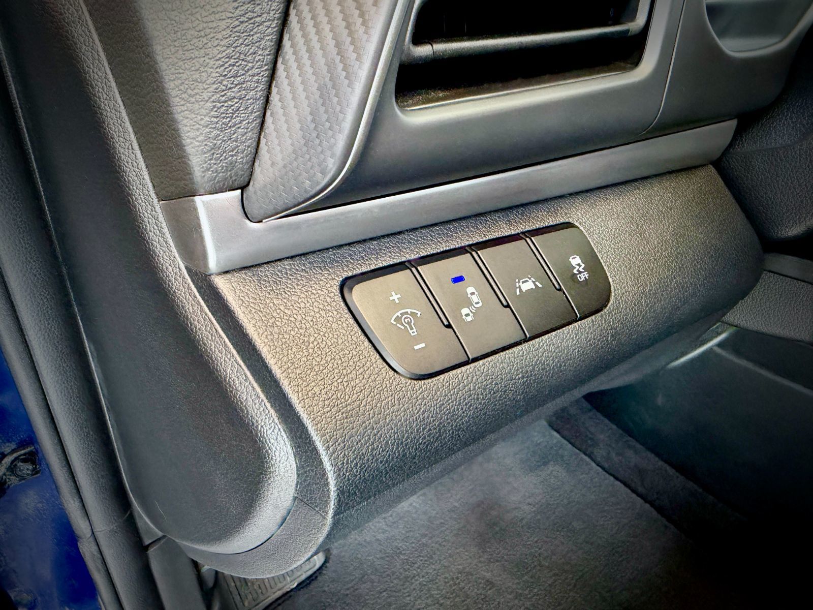 Hyundai Elantra Preferred 2019-27