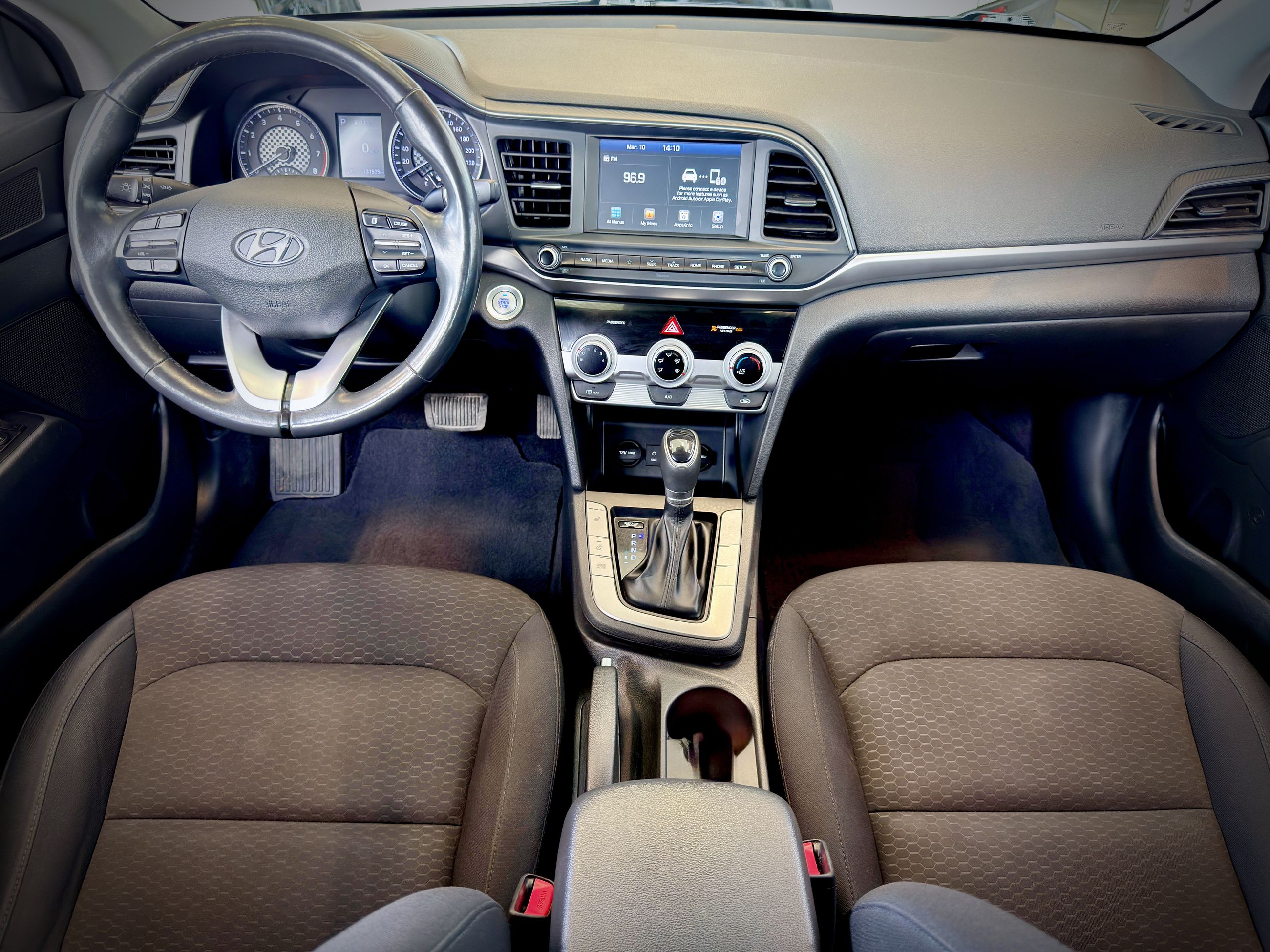 Hyundai Elantra Preferred 2019-15