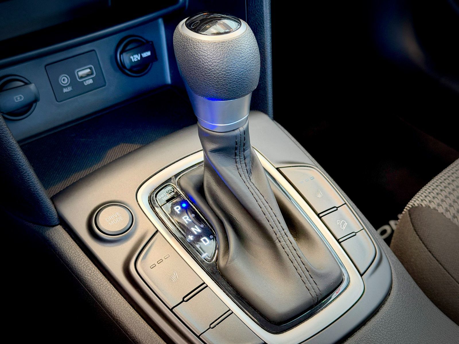 2020 Hyundai Kona Essential-28