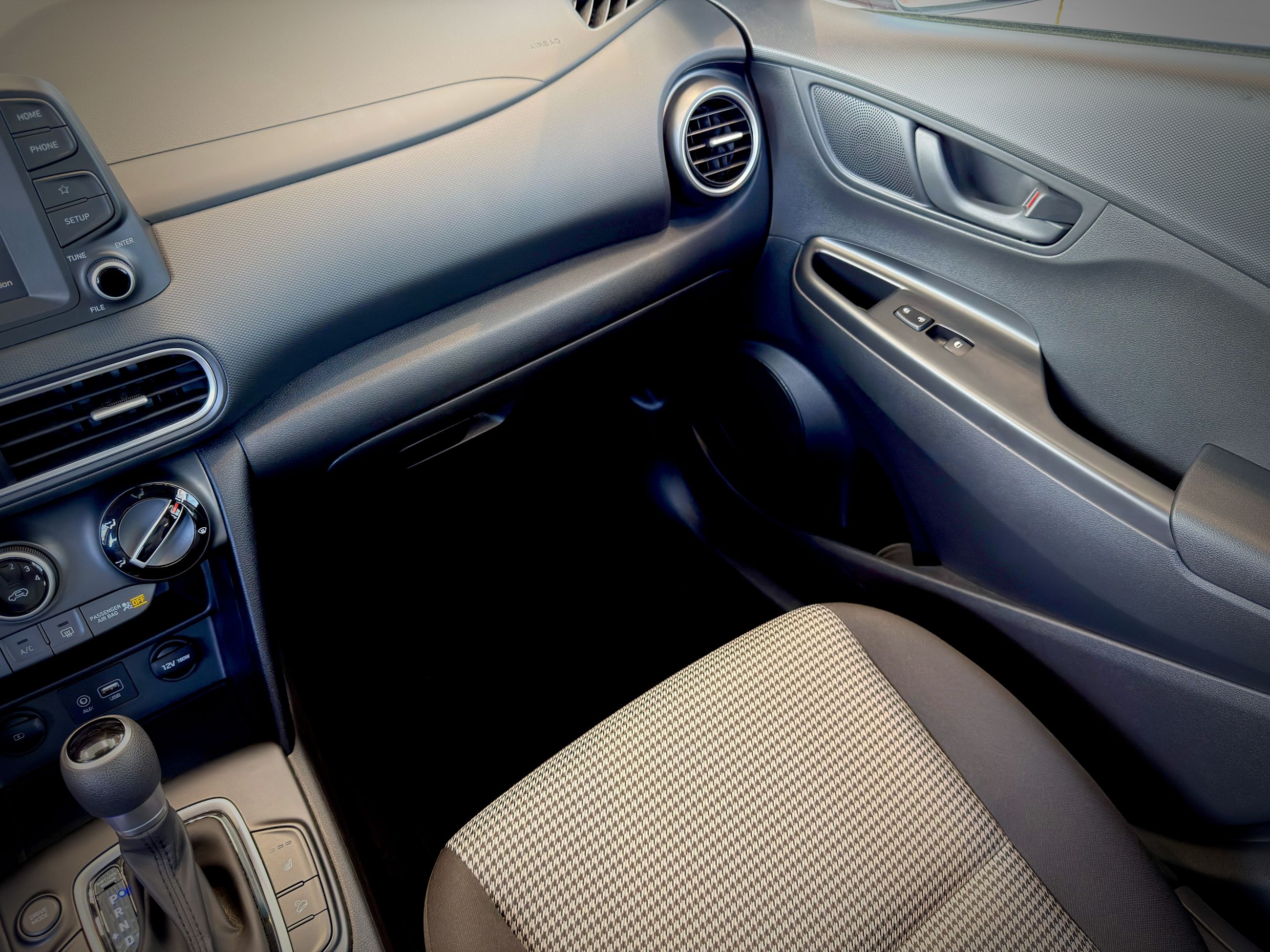 2020 Hyundai Kona Essential-22