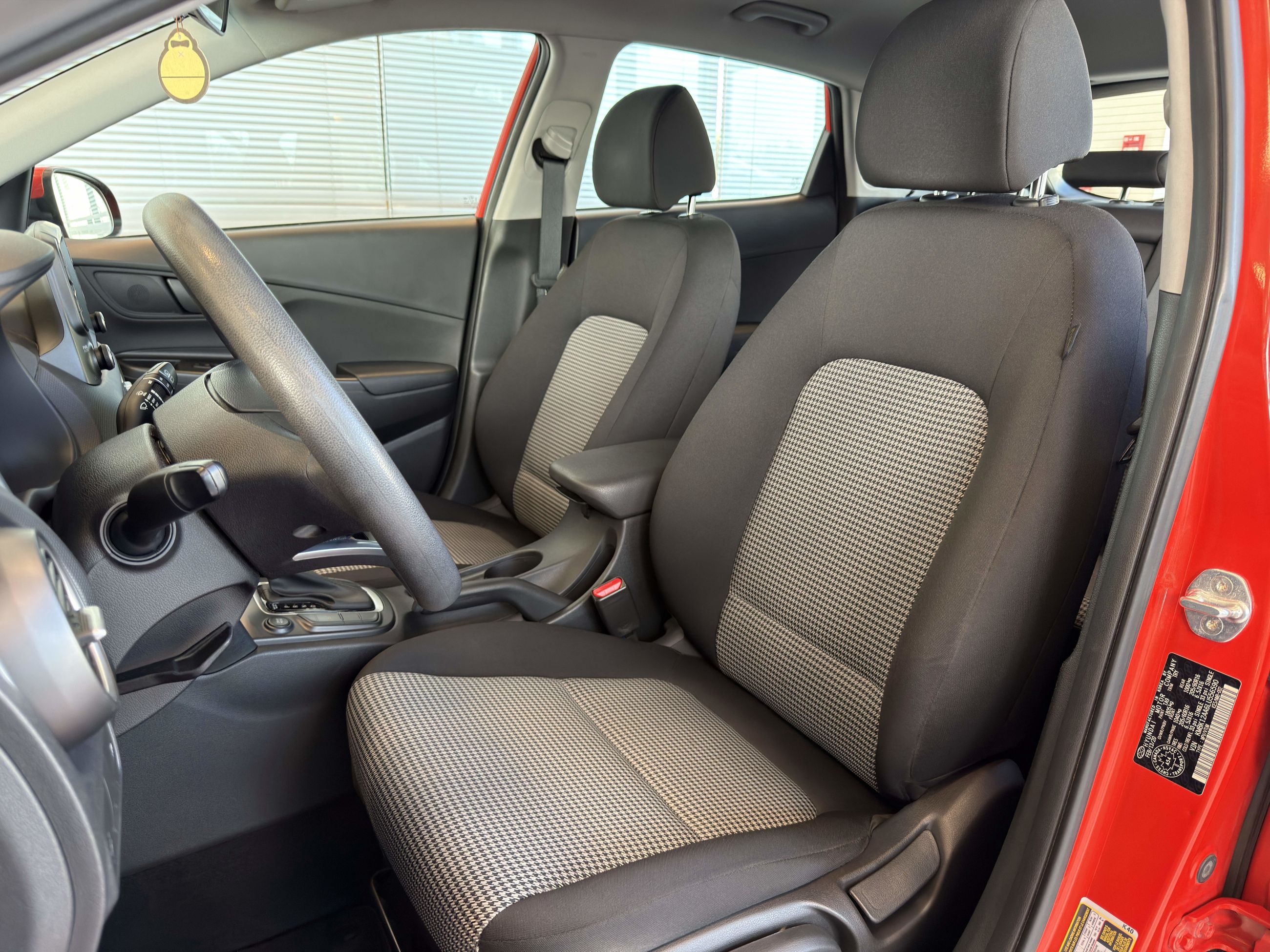 2020 Hyundai Kona Essential-17