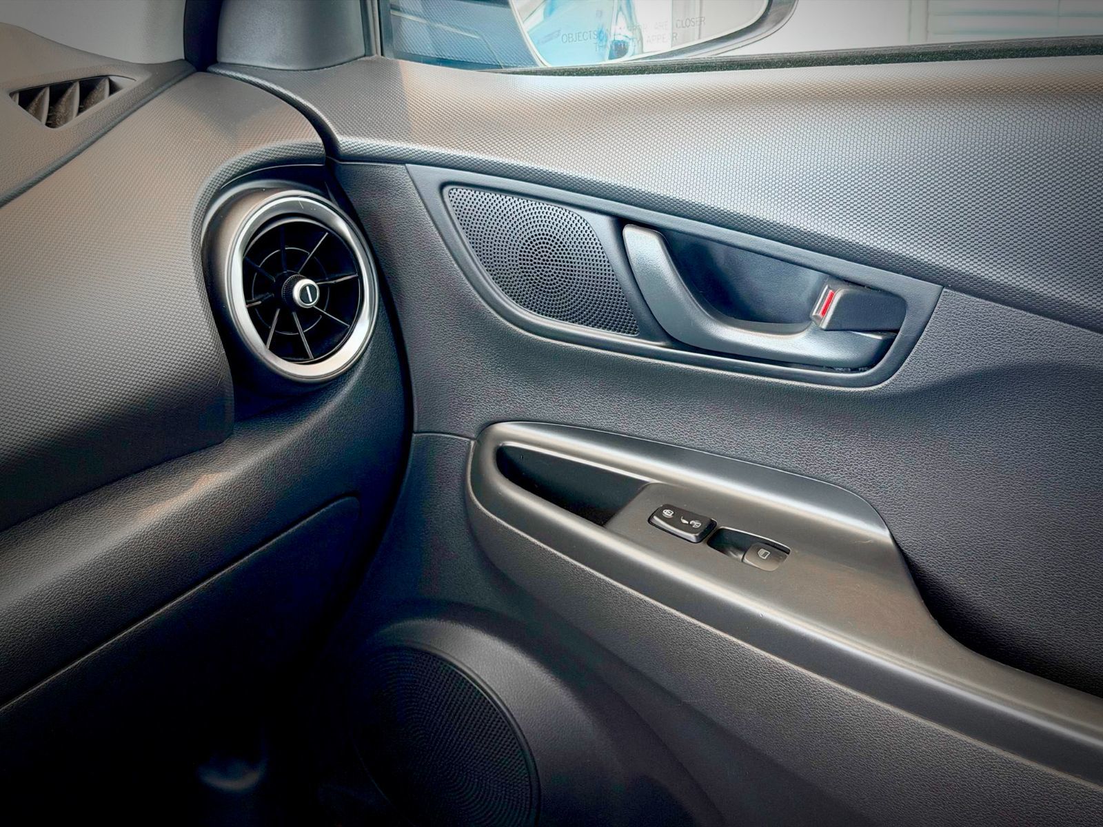 2023 Hyundai Kona Essential-33