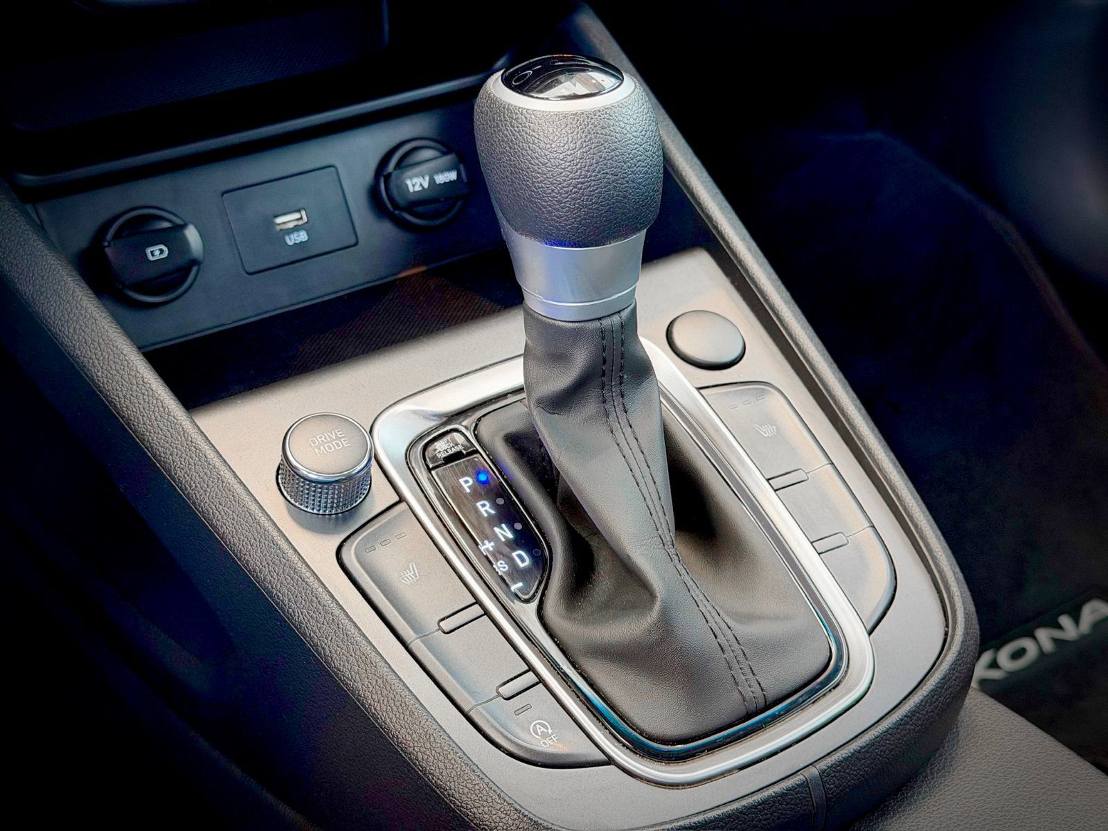 2023 Hyundai Kona Essential-30